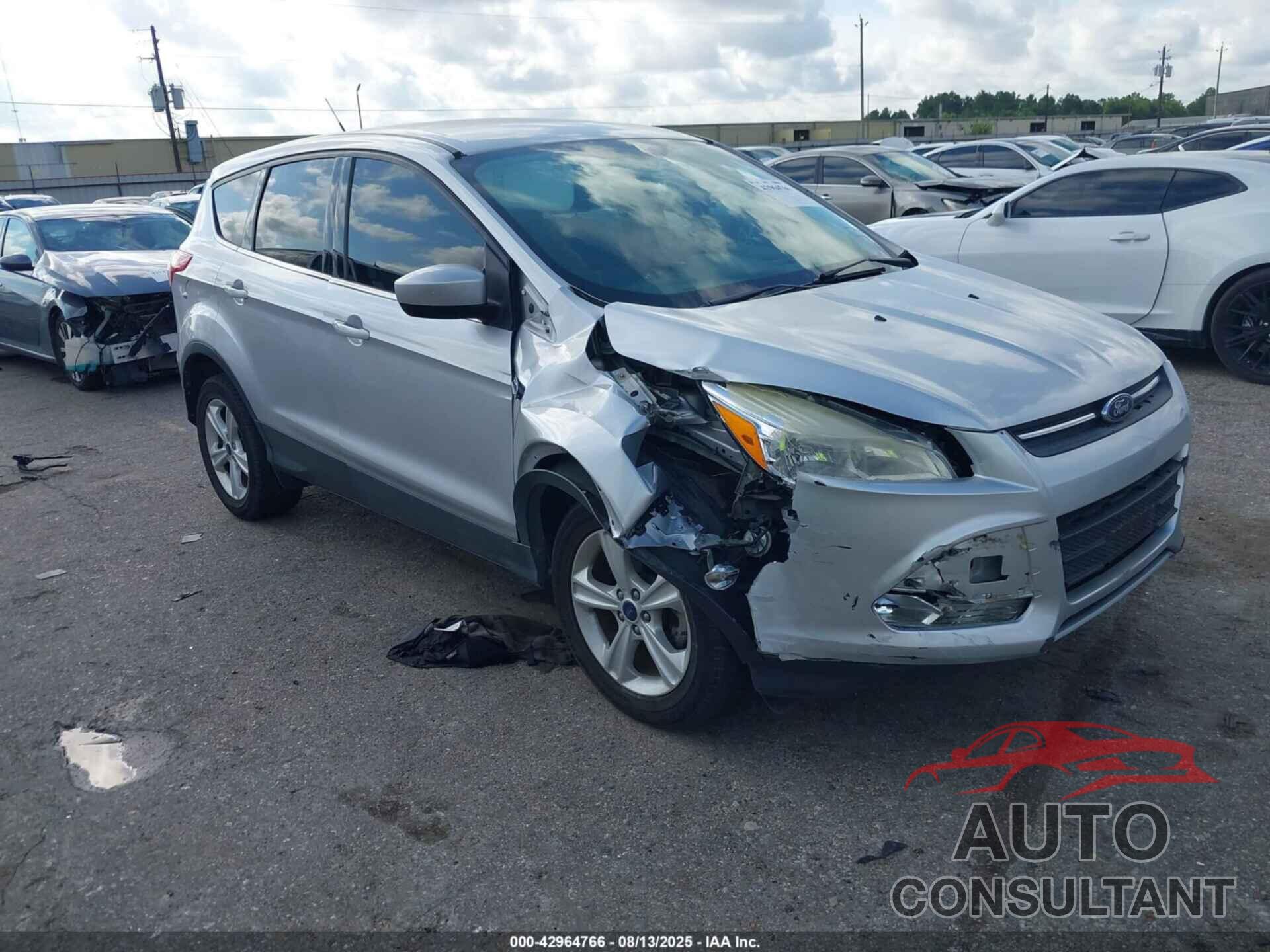 FORD ESCAPE 2014 - 1FMCU0GX1EUC84318