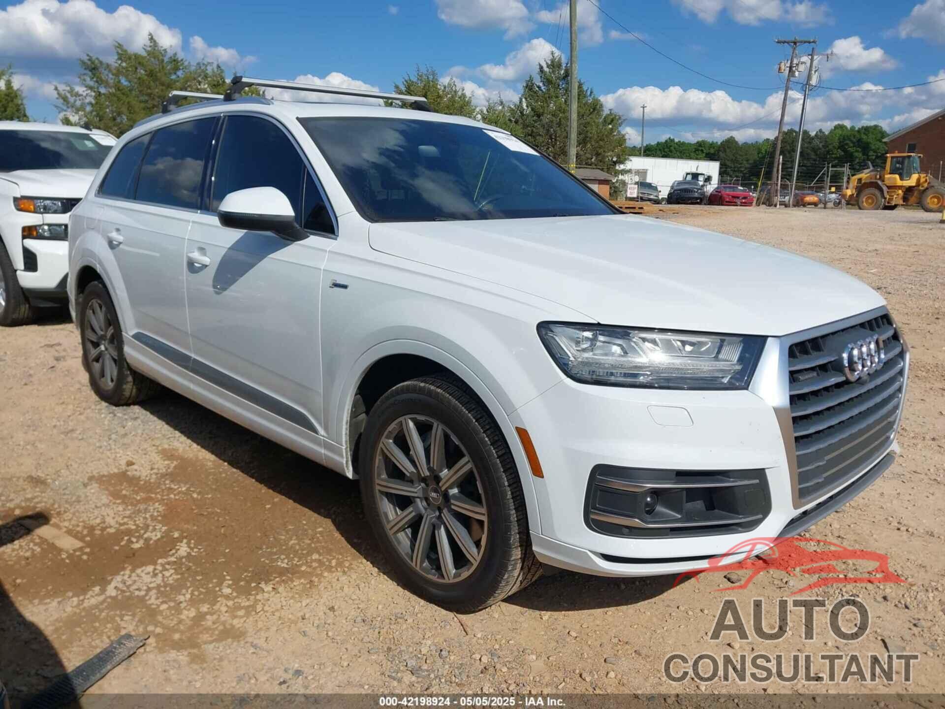 AUDI Q7 2017 - WA1LAAF70HD023071
