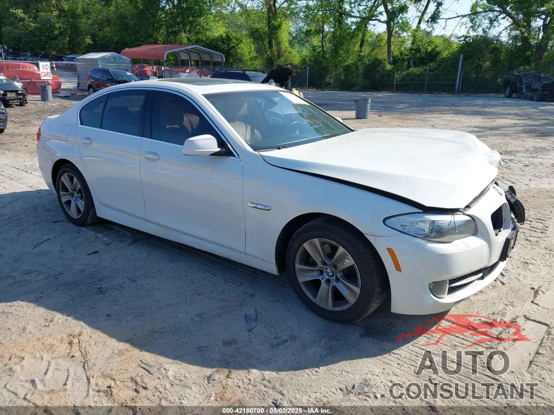 BMW 528I 2013 - WBAXH5C55DDW15344