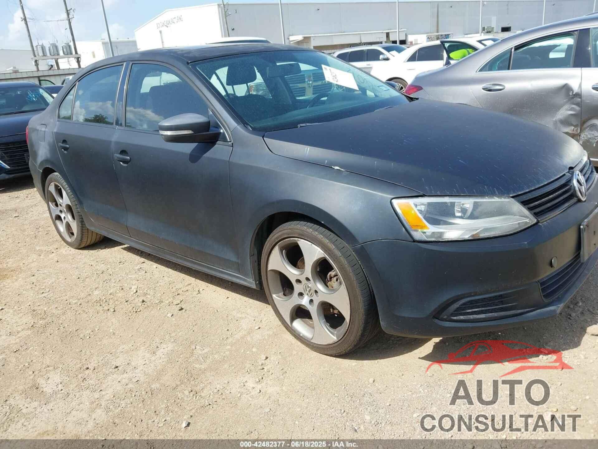 VOLKSWAGEN JETTA 2014 - 3VWD07AJ1EM426072
