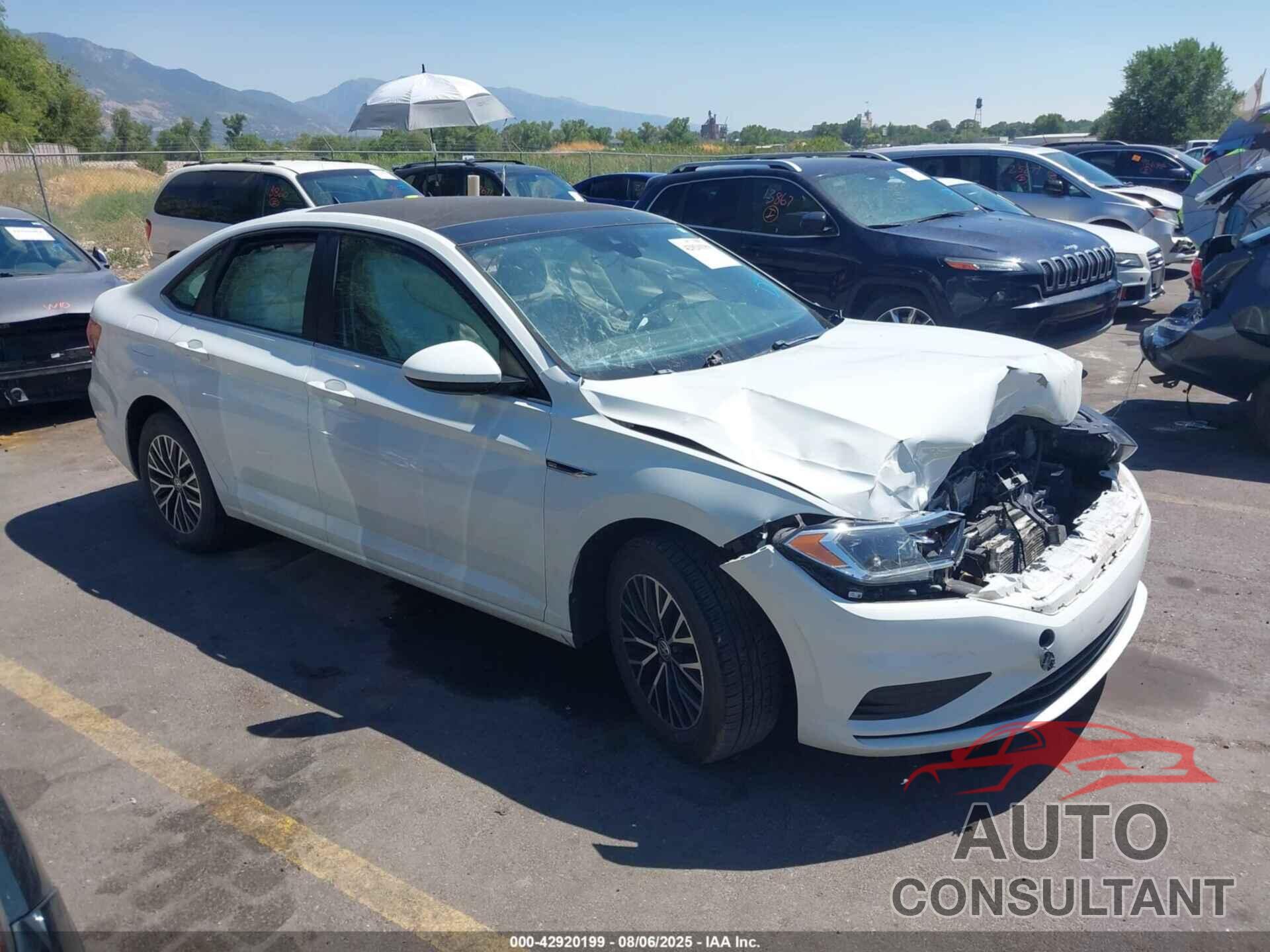 VOLKSWAGEN JETTA 2019 - 3VWE57BU5KM216844