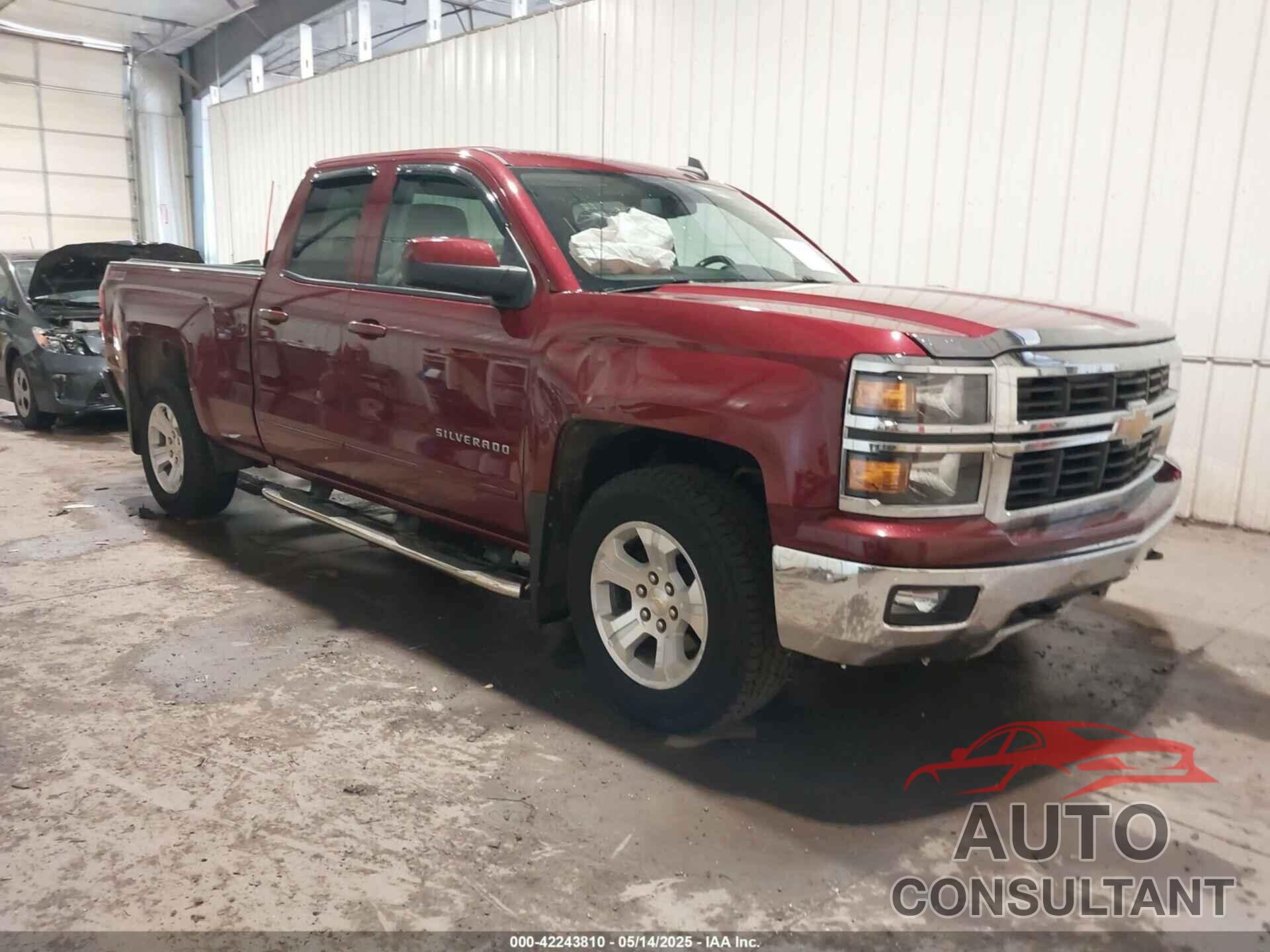 CHEVROLET SILVERADO 1500 2015 - 1GCVKREC3FZ222351