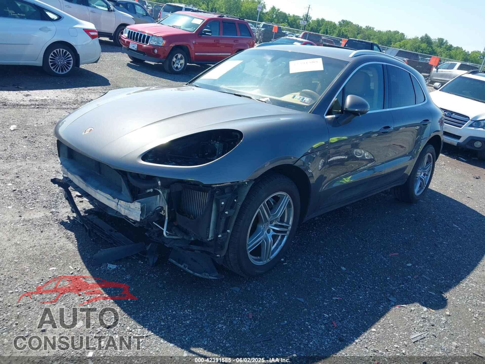 PORSCHE MACAN 2015 - WP1AB2A59FLB74613
