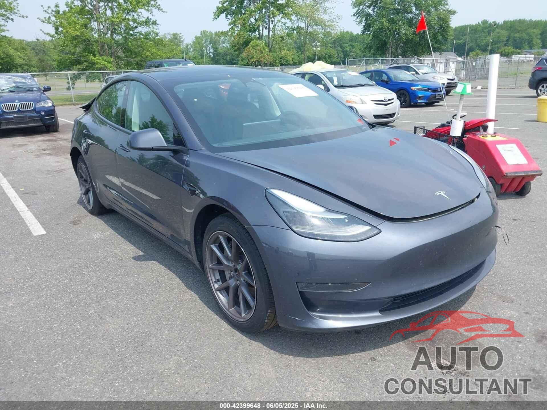 TESLA MODEL 3 2023 - 5YJ3E1EA3PF686164