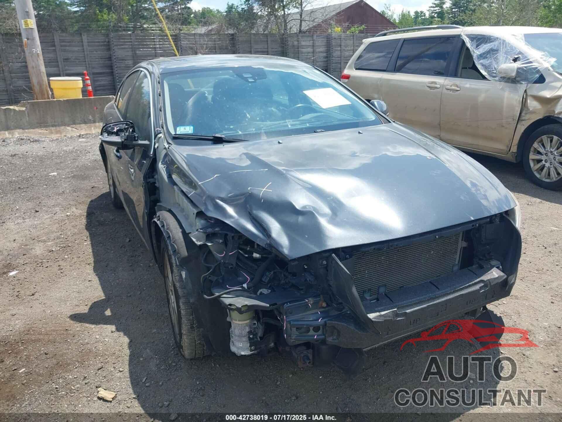 VOLVO S60 2013 - YV1612FS0D2210873