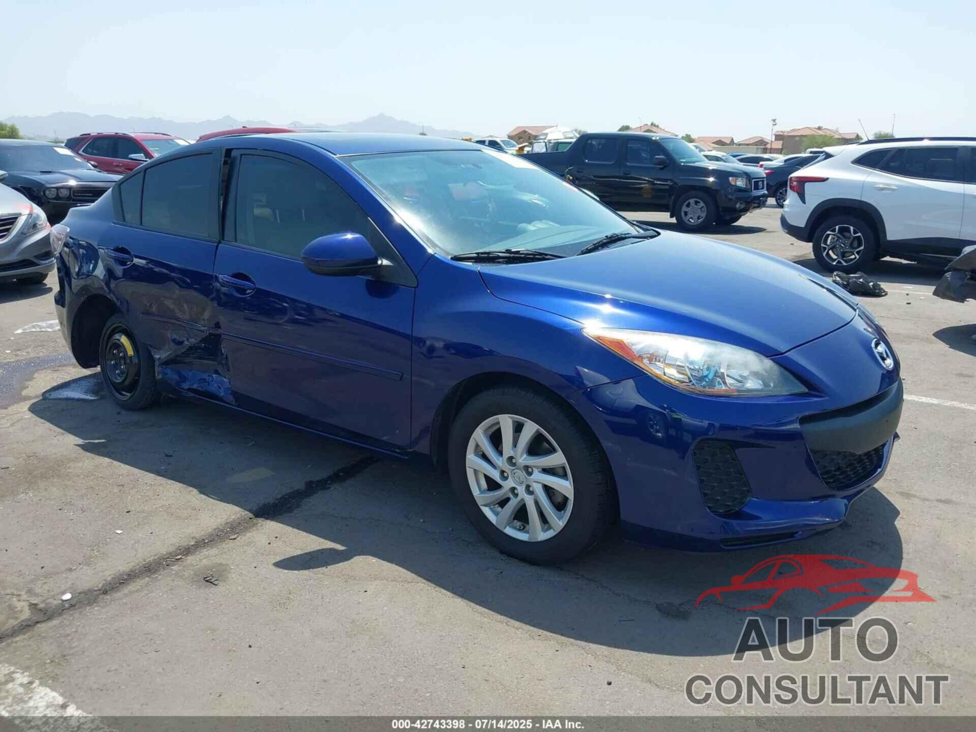 MAZDA MAZDA3 2012 - JM1BL1W86C1650789