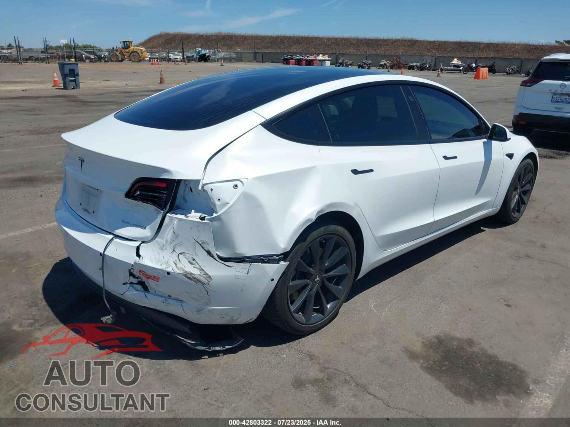 TESLA MODEL 3 2018 - 5YJ3E1EBXJF092171