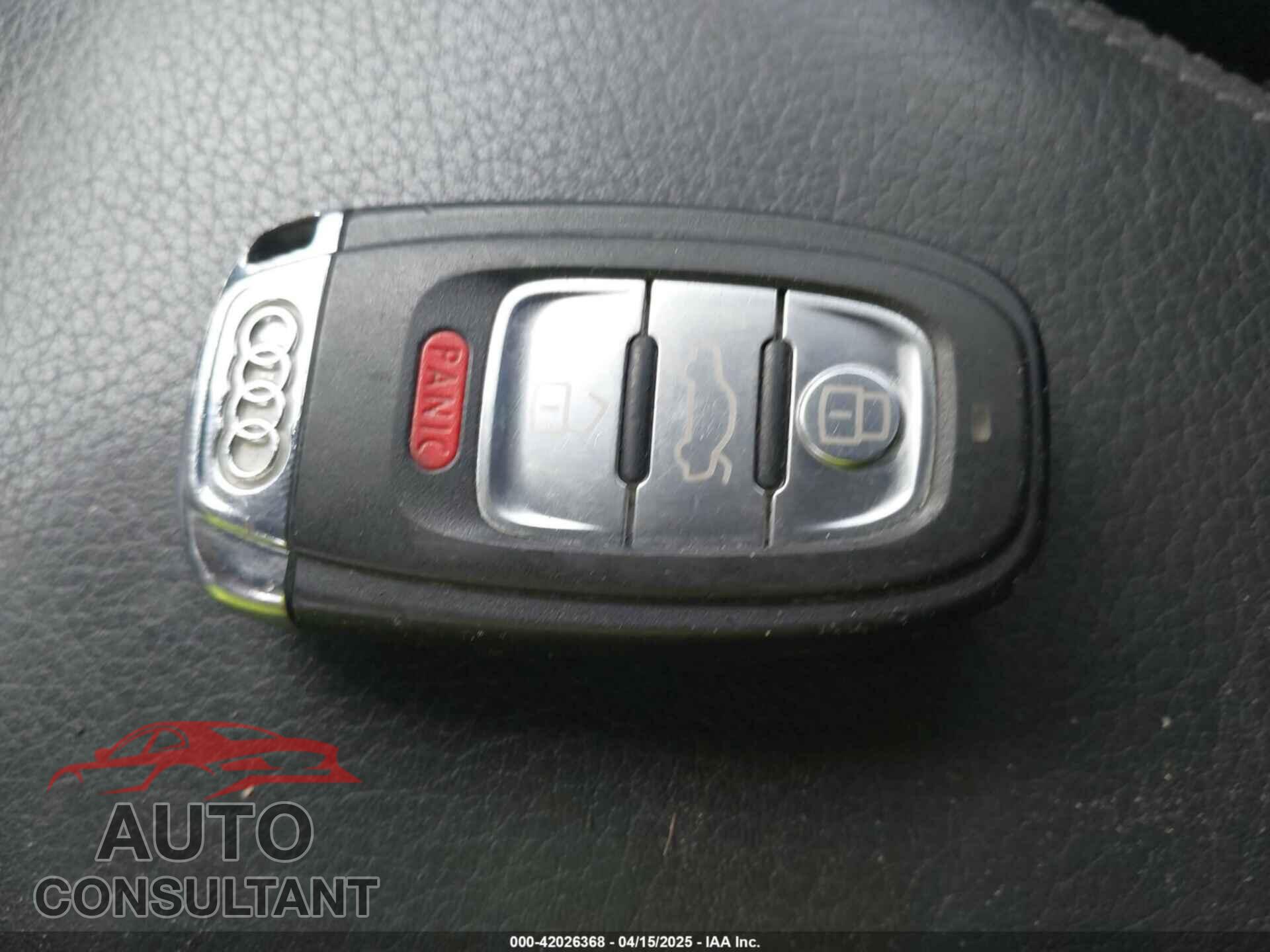 AUDI A5 2012 - WAULFAFR4CA021100