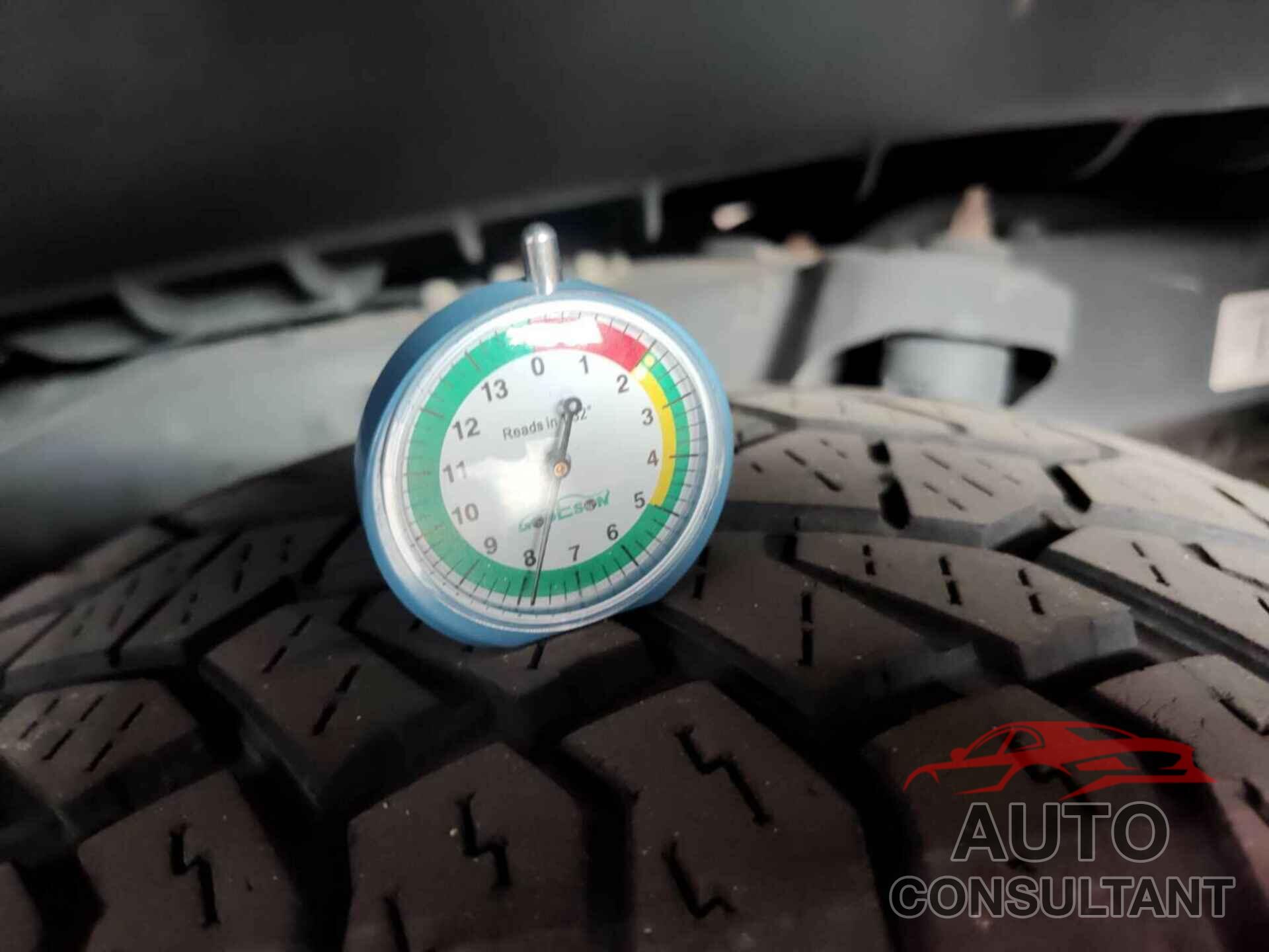 TOYOTA TACOMA 2017 - 3TMDZ5BN6HM021246