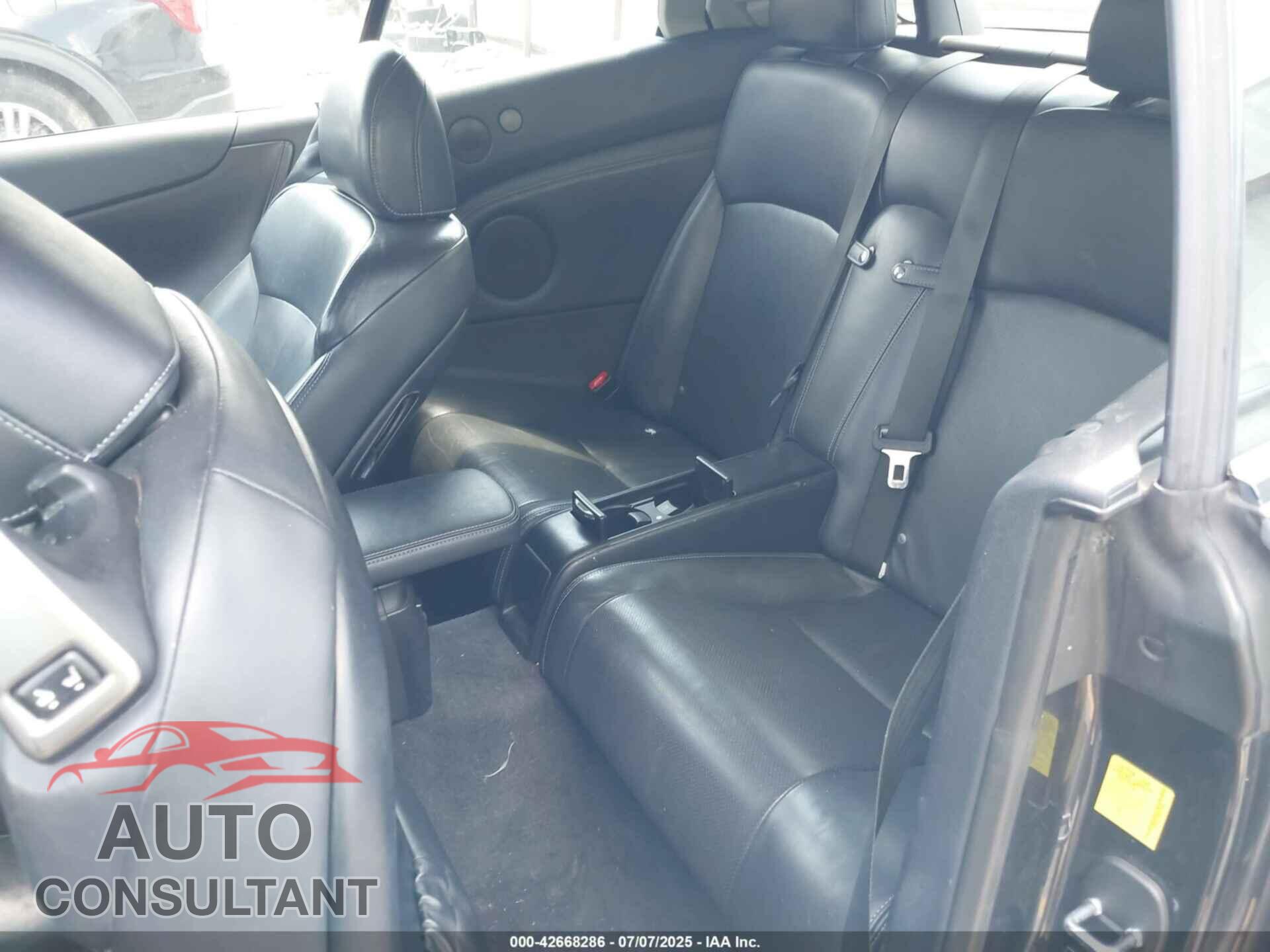 LEXUS IS 250C 2011 - JTHFF2C22B2515346