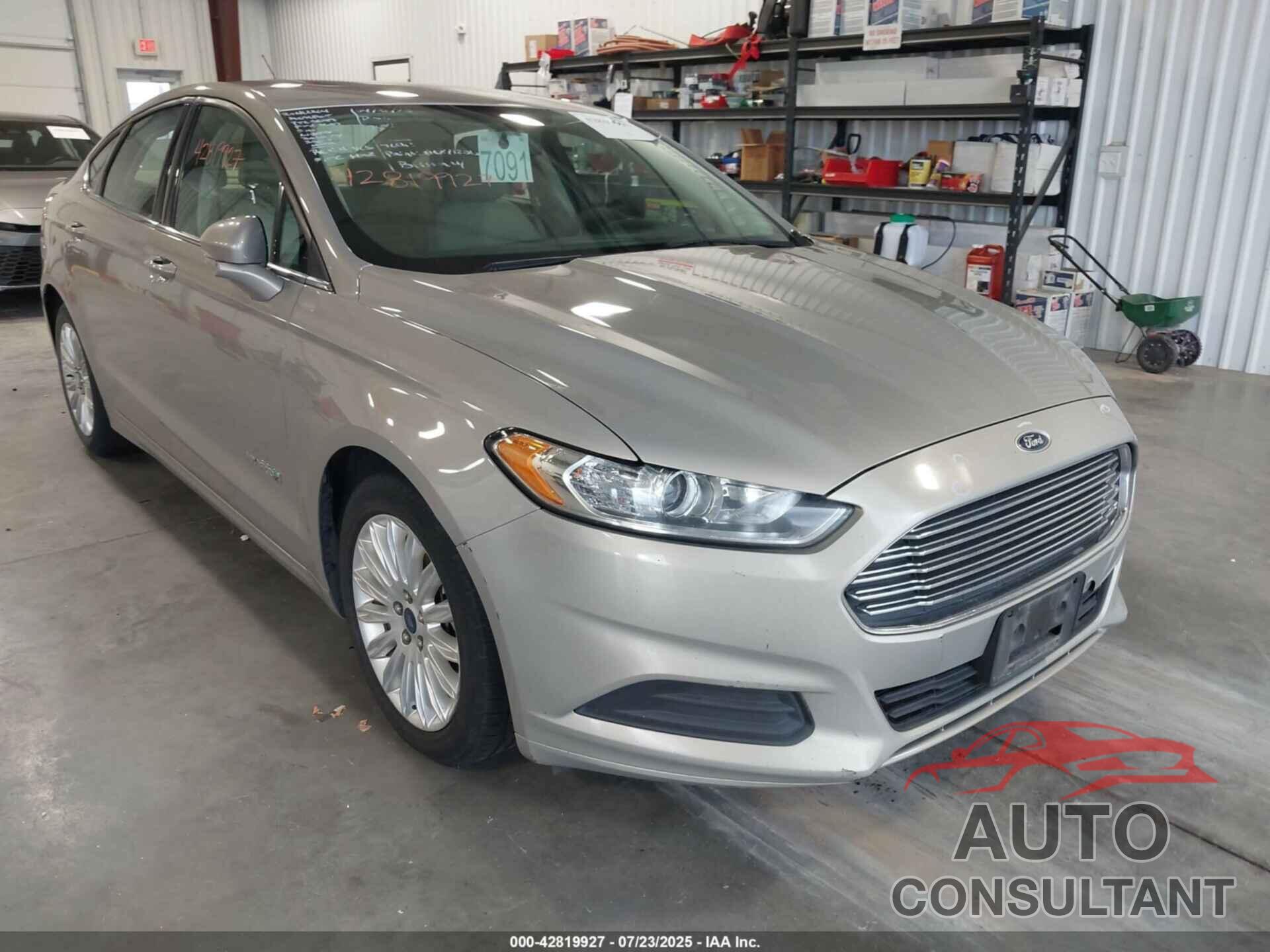 FORD FUSION HYBRID 2015 - 3FA6P0LU0FR172306