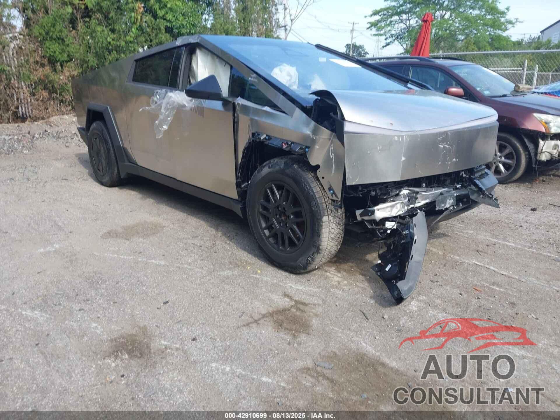 TESLA CYBERTRUCK 2025 - 7G2CEHEE3SA061973