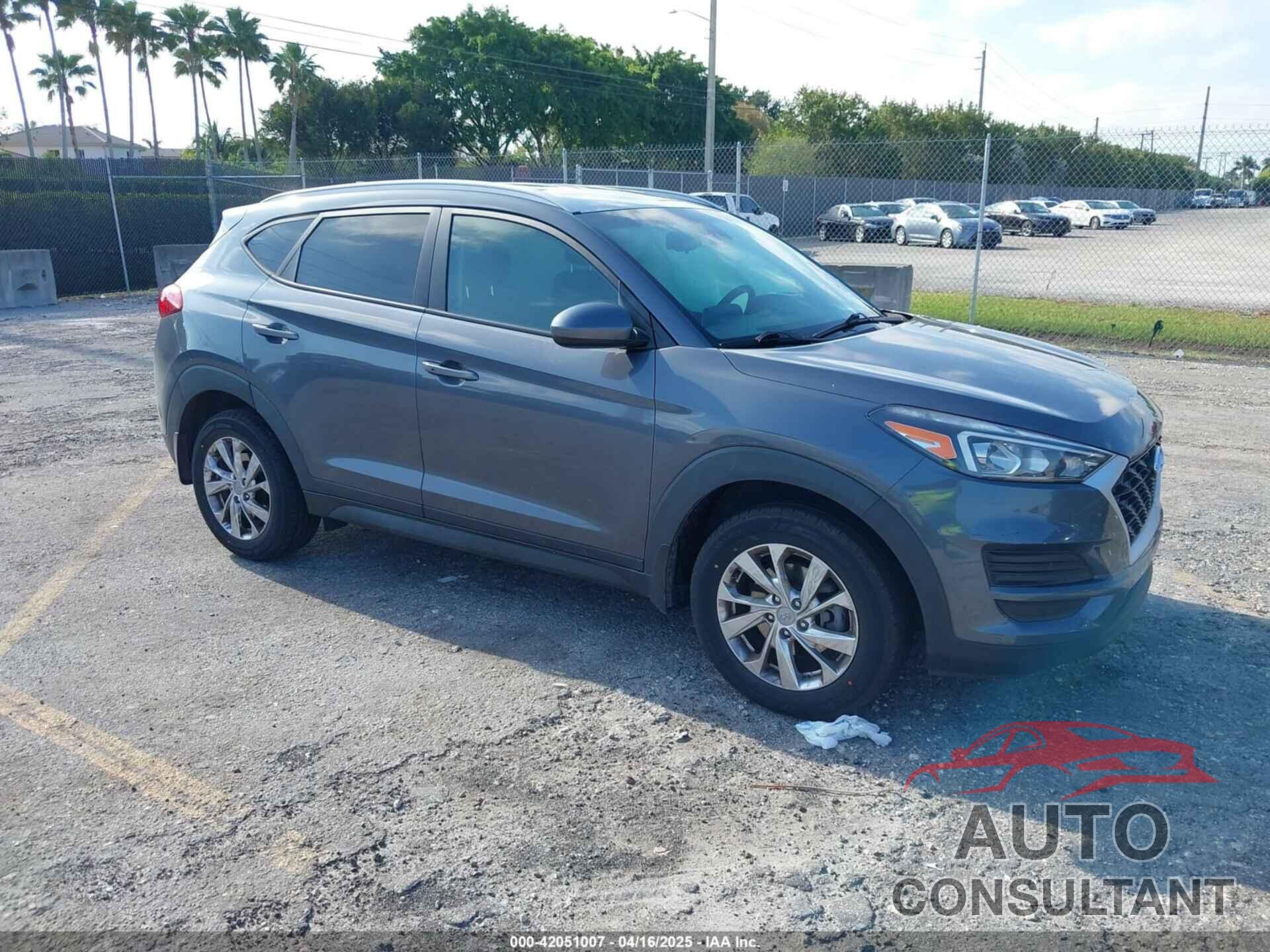 HYUNDAI TUCSON 2021 - KM8J33A40MU323196