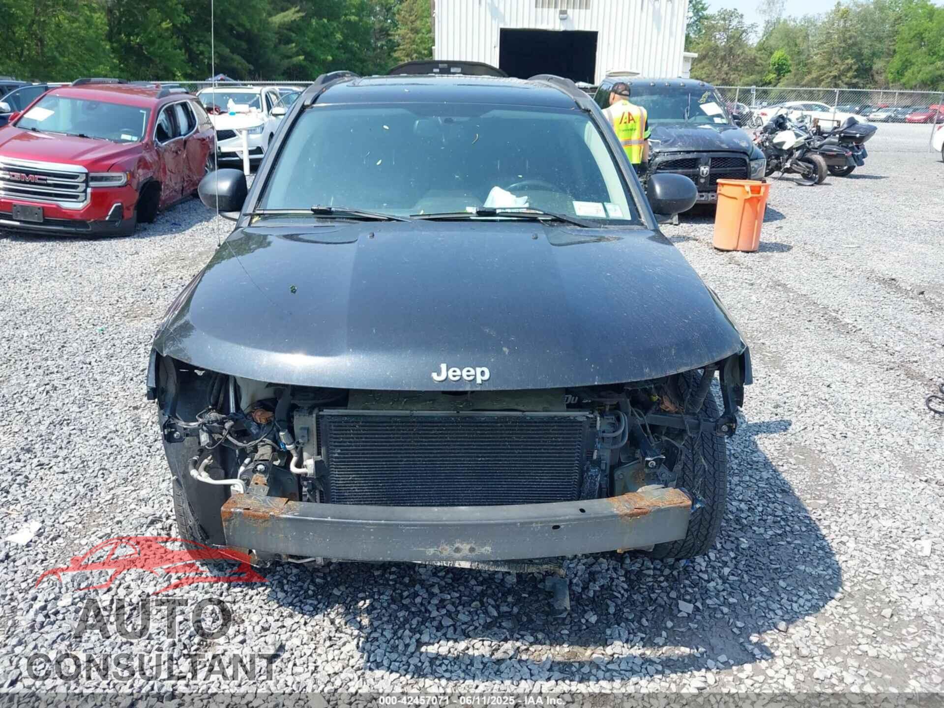 JEEP COMPASS 2011 - 1J4NF5FB2BD165306