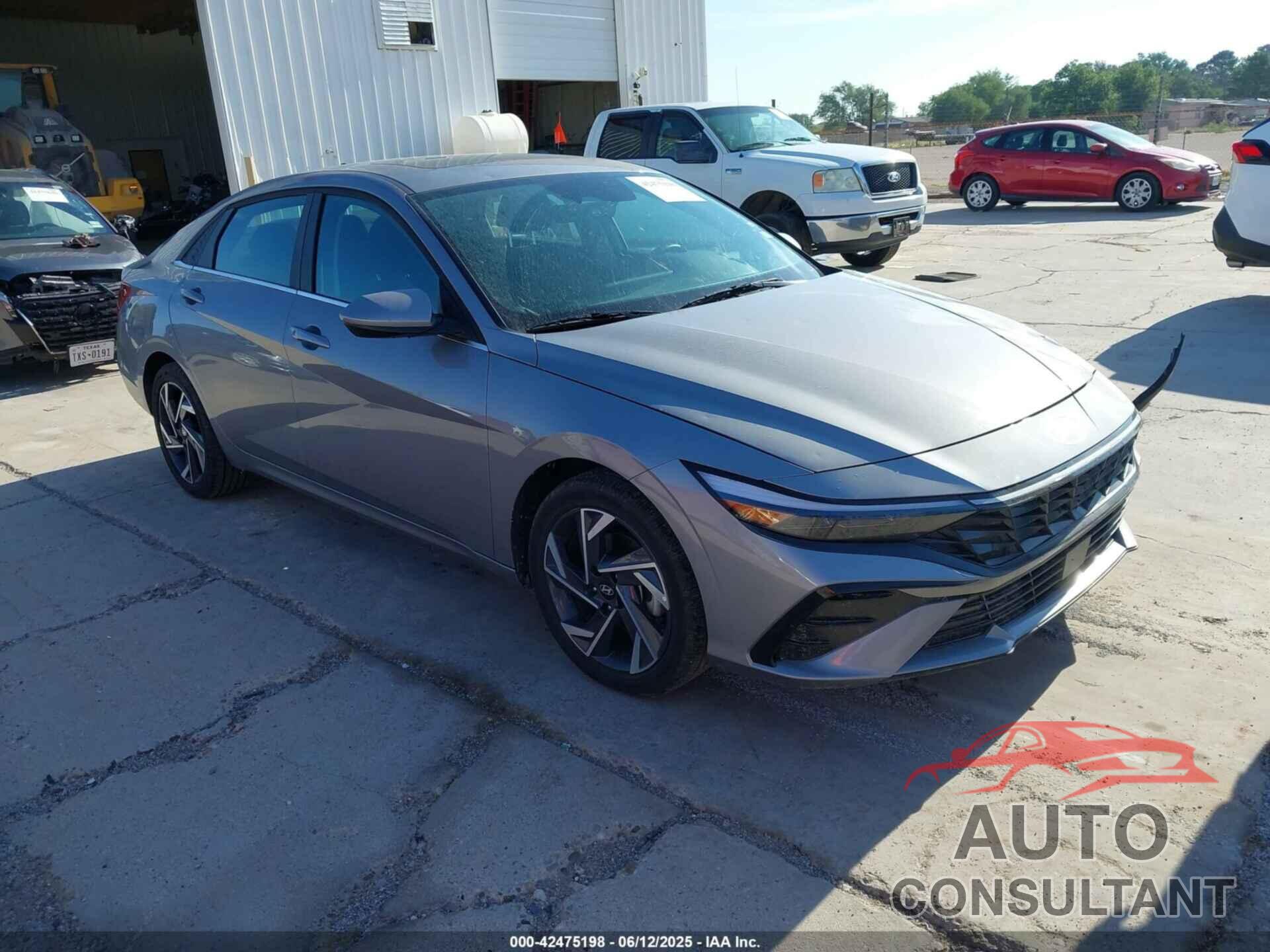 HYUNDAI ELANTRA 2025 - KMHLS4DG5SU913155