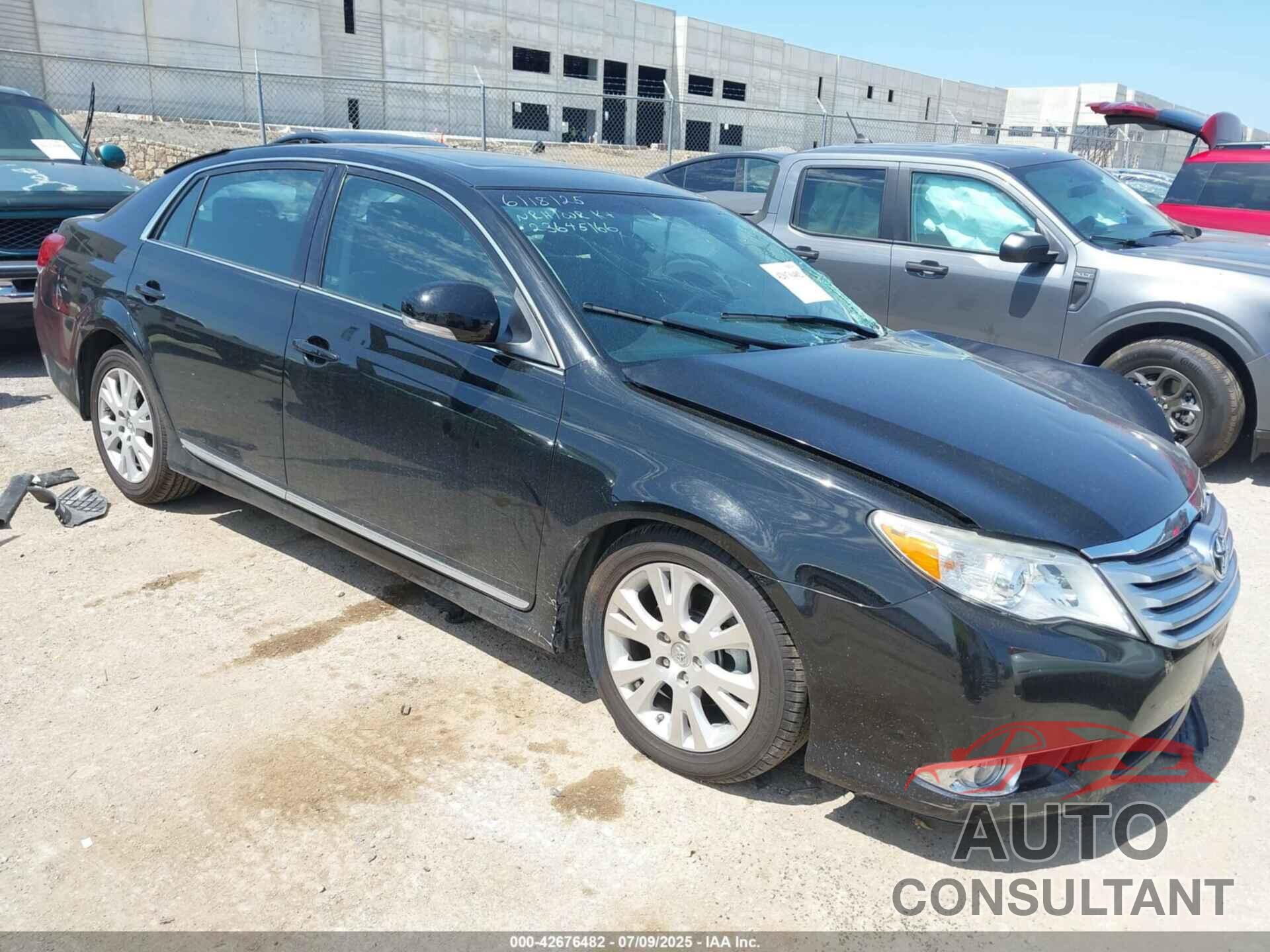 TOYOTA AVALON 2012 - 4T1BK3DB1CU443265