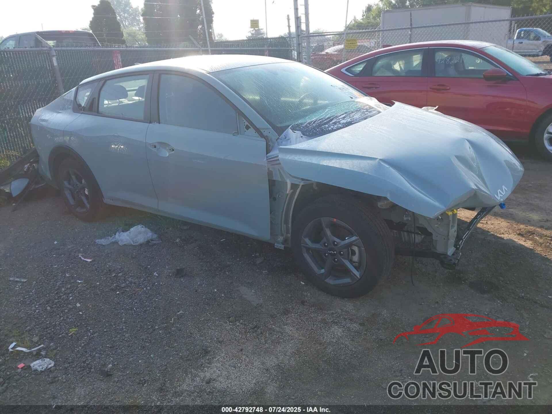 KIA K4 2025 - 3KPFT4DE6SE046554