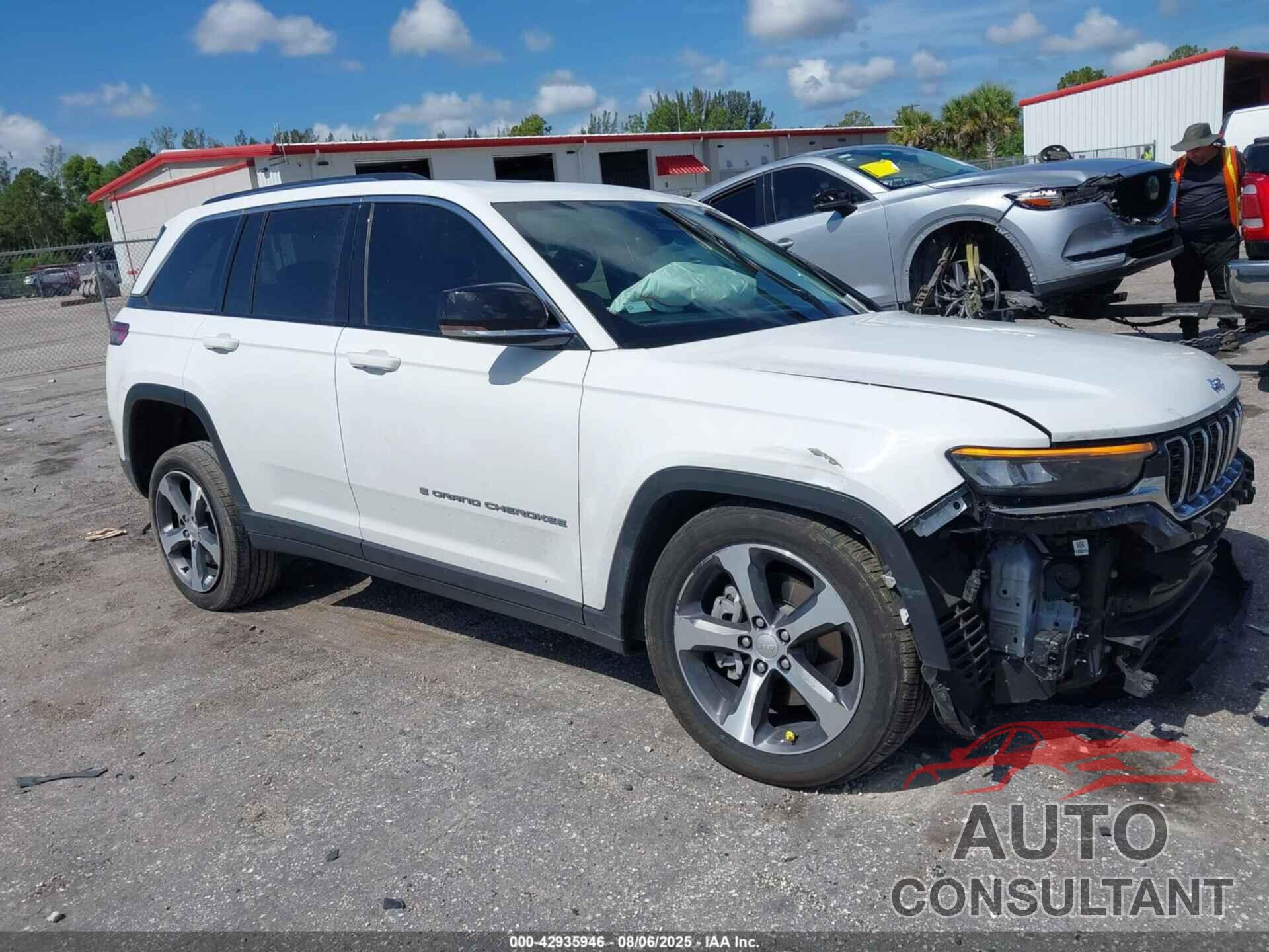 JEEP GRAND CHEROKEE 4XE 2022 - 1C4RJYB63N8762056