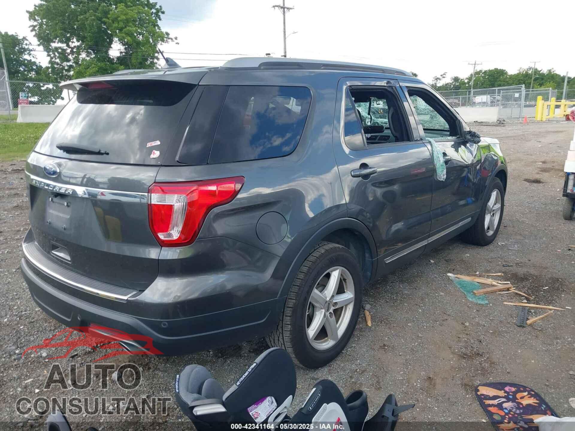 FORD EXPLORER 2018 - 1FM5K7D87JGB44531