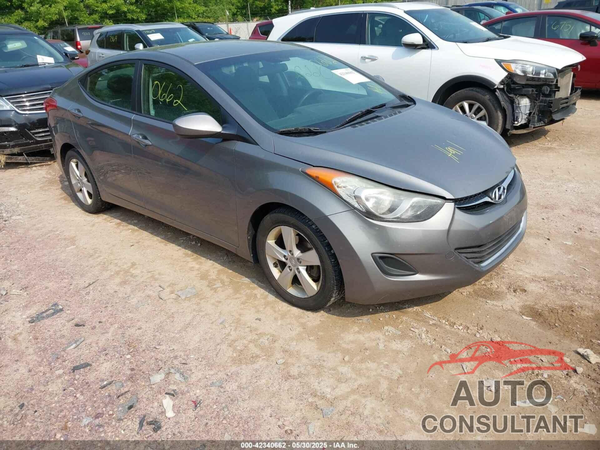 HYUNDAI ELANTRA 2013 - 5NPDH4AE8DH356667