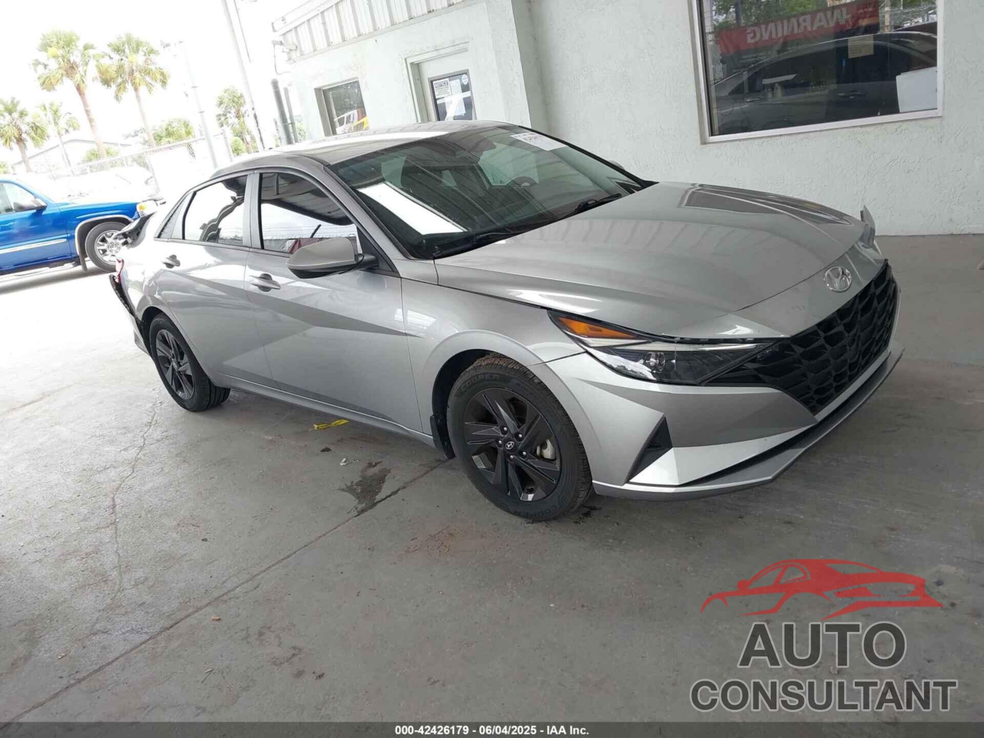 HYUNDAI ELANTRA 2022 - 5NPLM4AG7NH060954