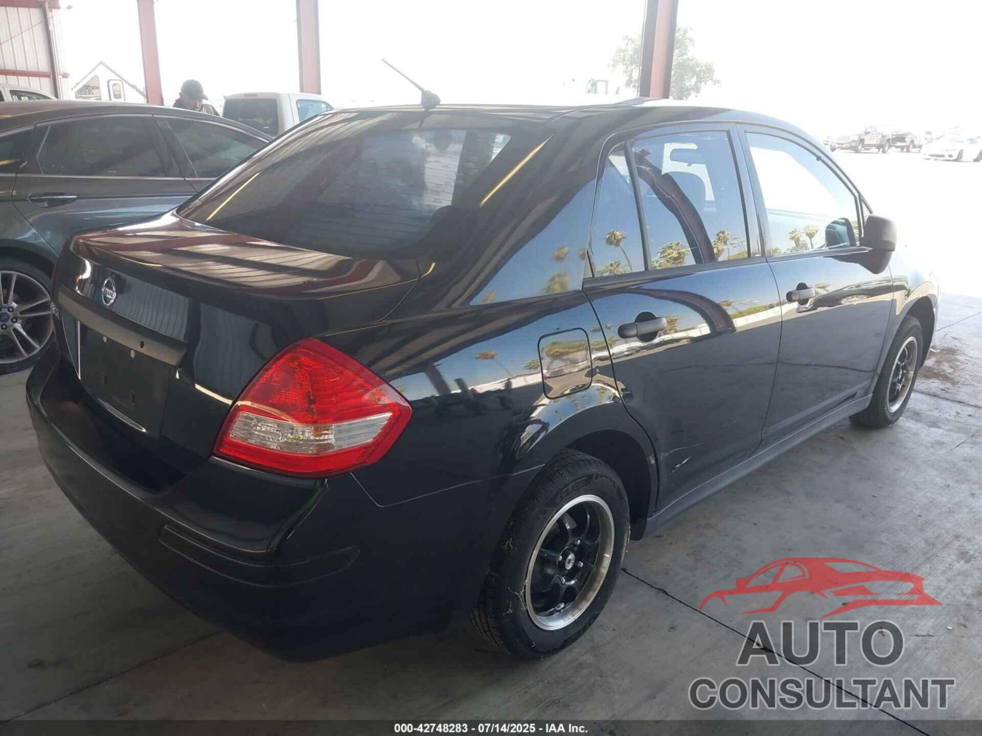 NISSAN VERSA 2011 - 3N1CC1AP9BL432889