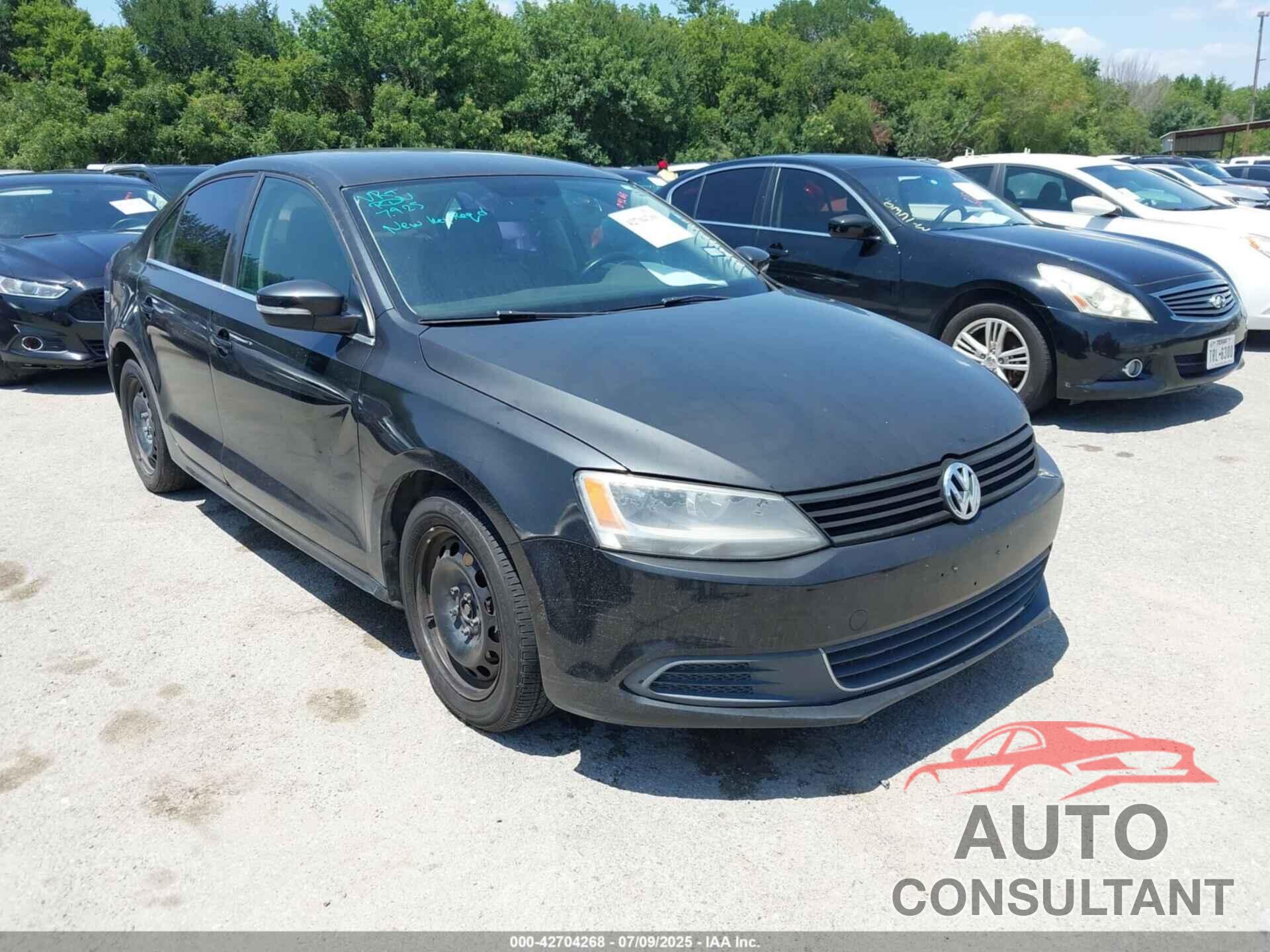 VOLKSWAGEN JETTA 2013 - 3VWDP7AJ4DM394597