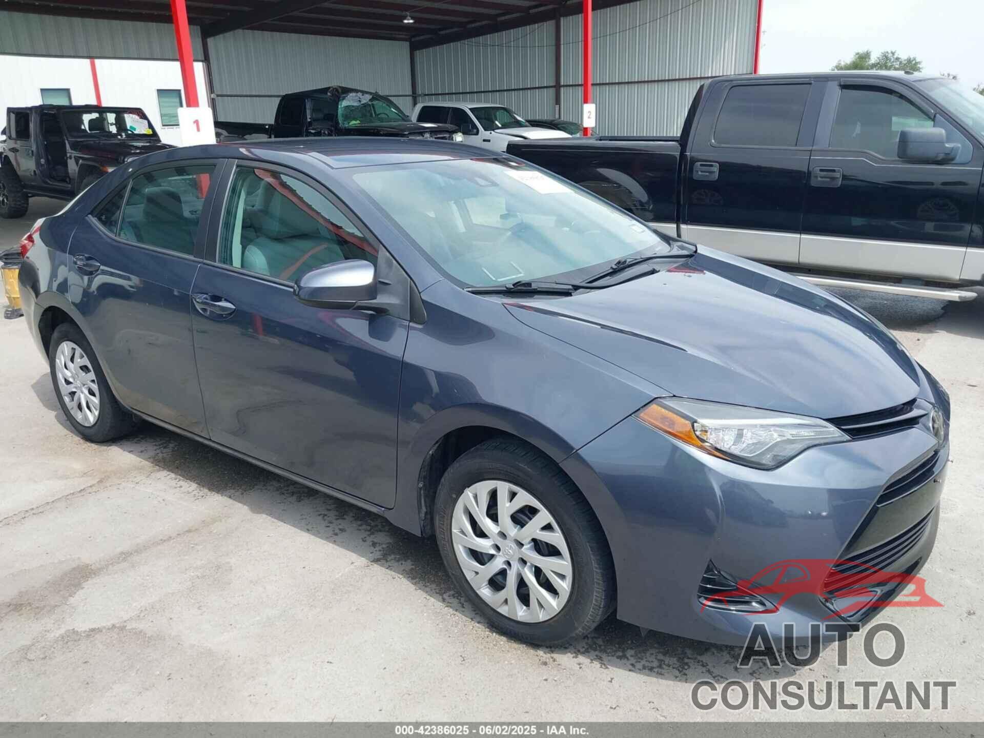 TOYOTA COROLLA 2018 - 5YFBURHE8JP770696