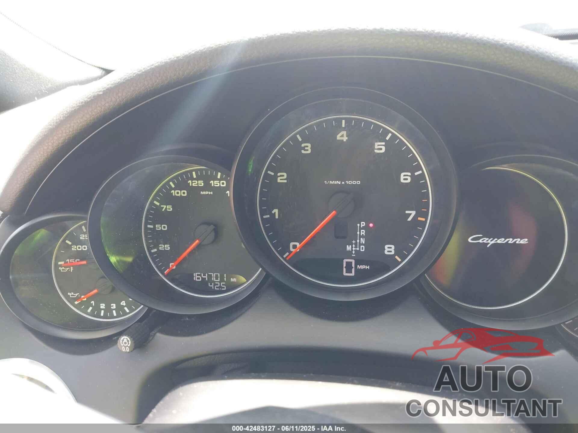 PORSCHE CAYENNE 2017 - WP1AA2A21HKA83921