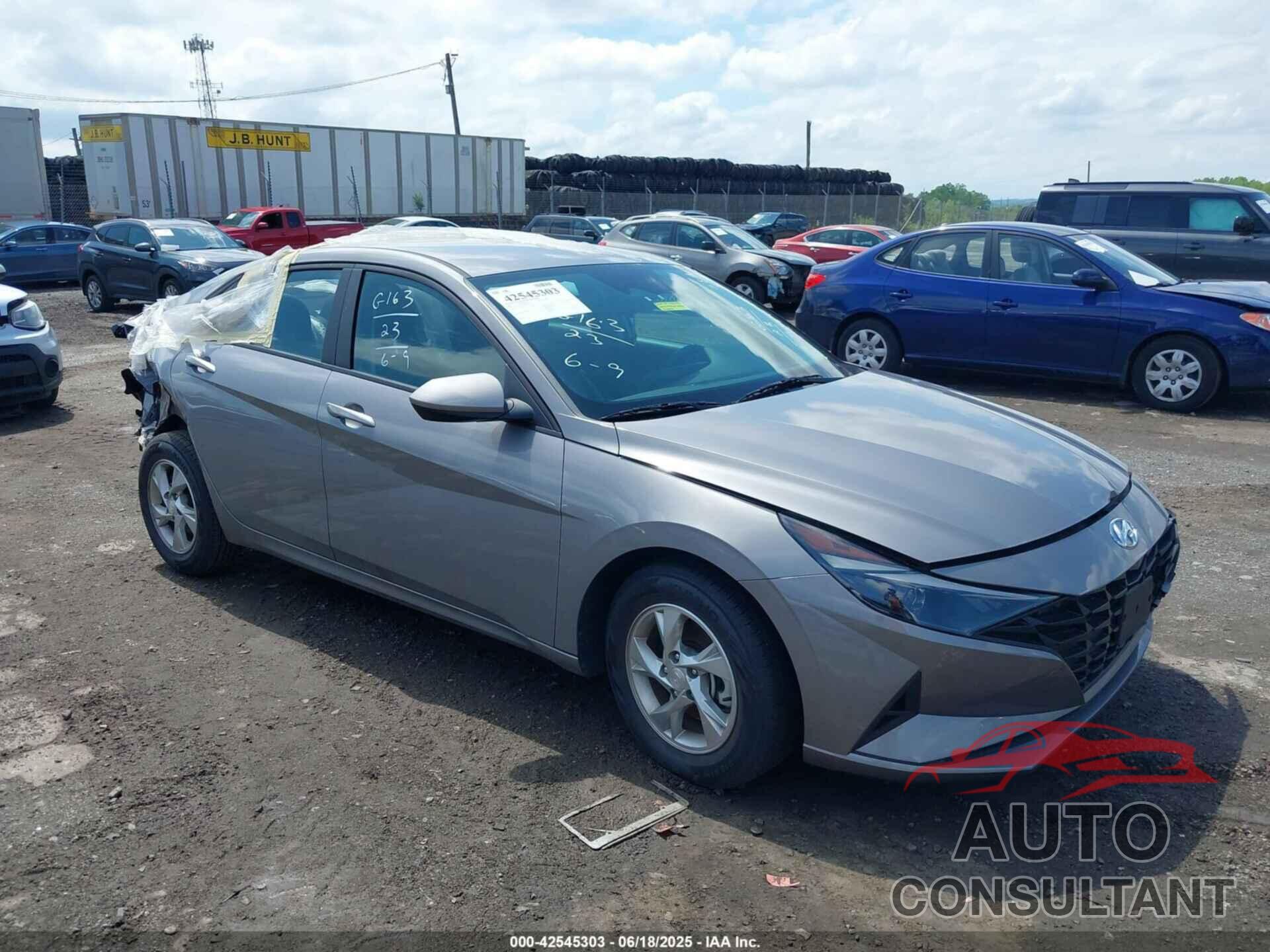 HYUNDAI ELANTRA 2023 - KMHLL4AG6PU634015