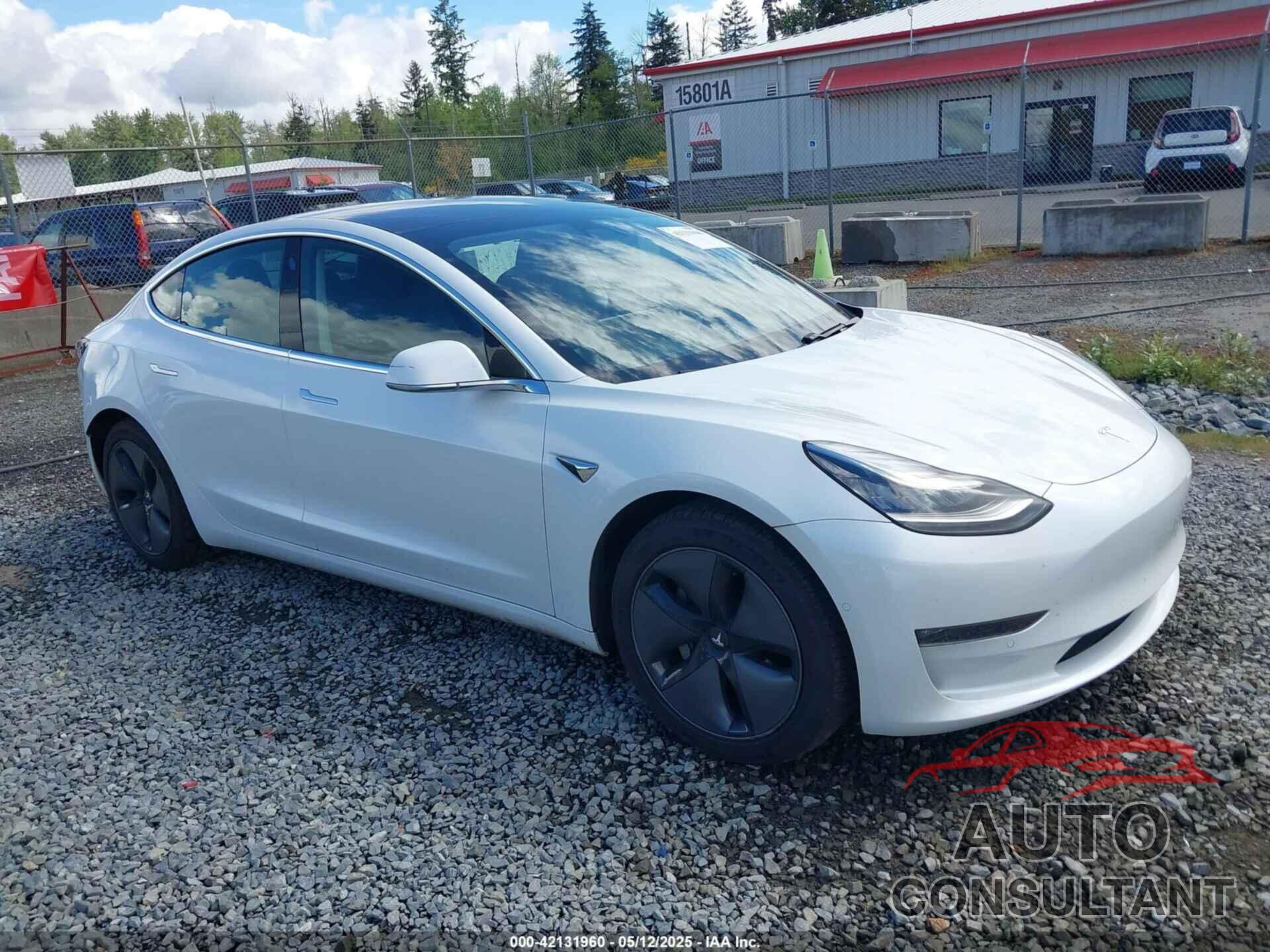 TESLA MODEL 3 2020 - 5YJ3E1EB5LF619018