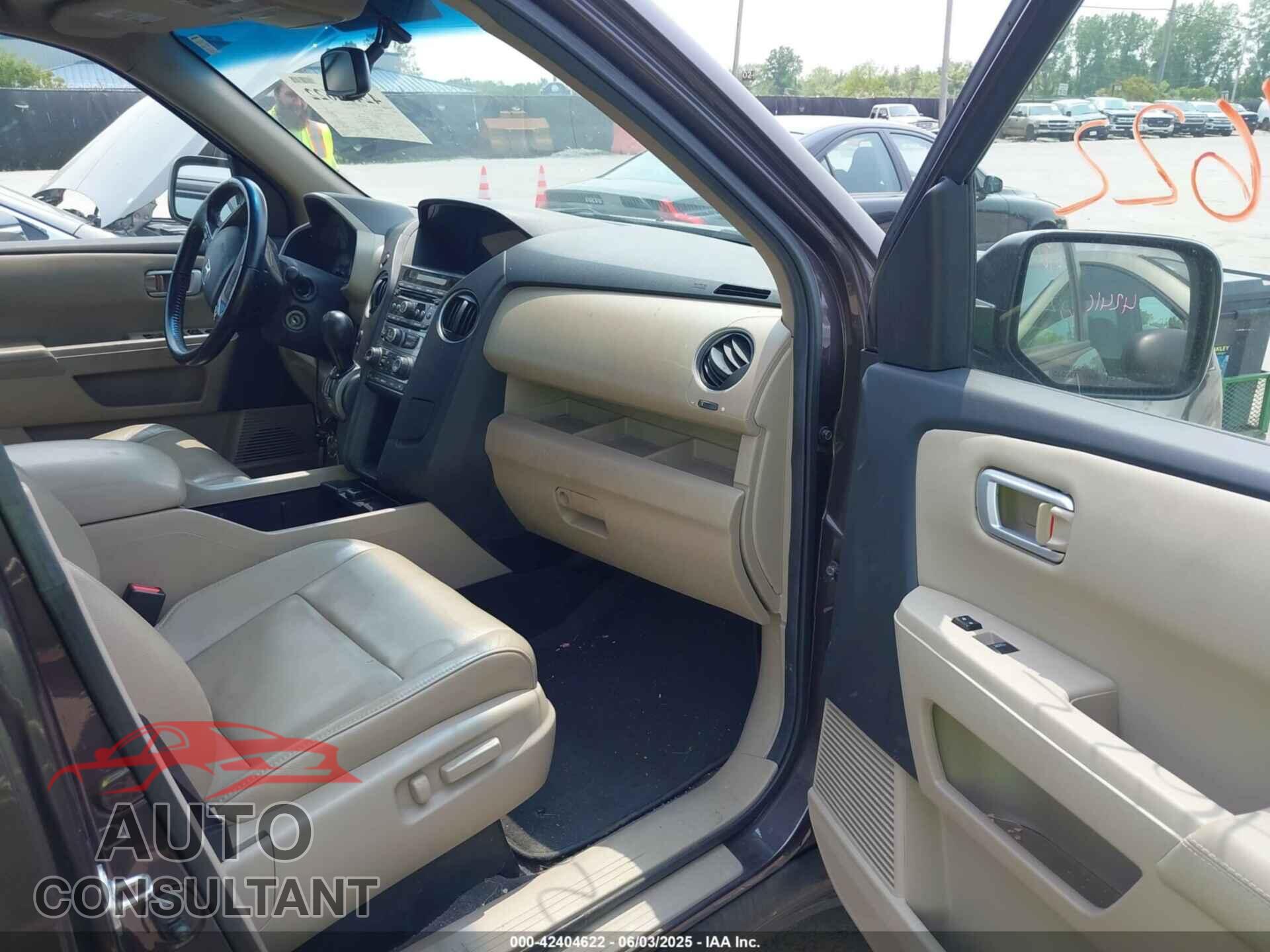 HONDA PILOT 2012 - 5FNYF4H50CB080933