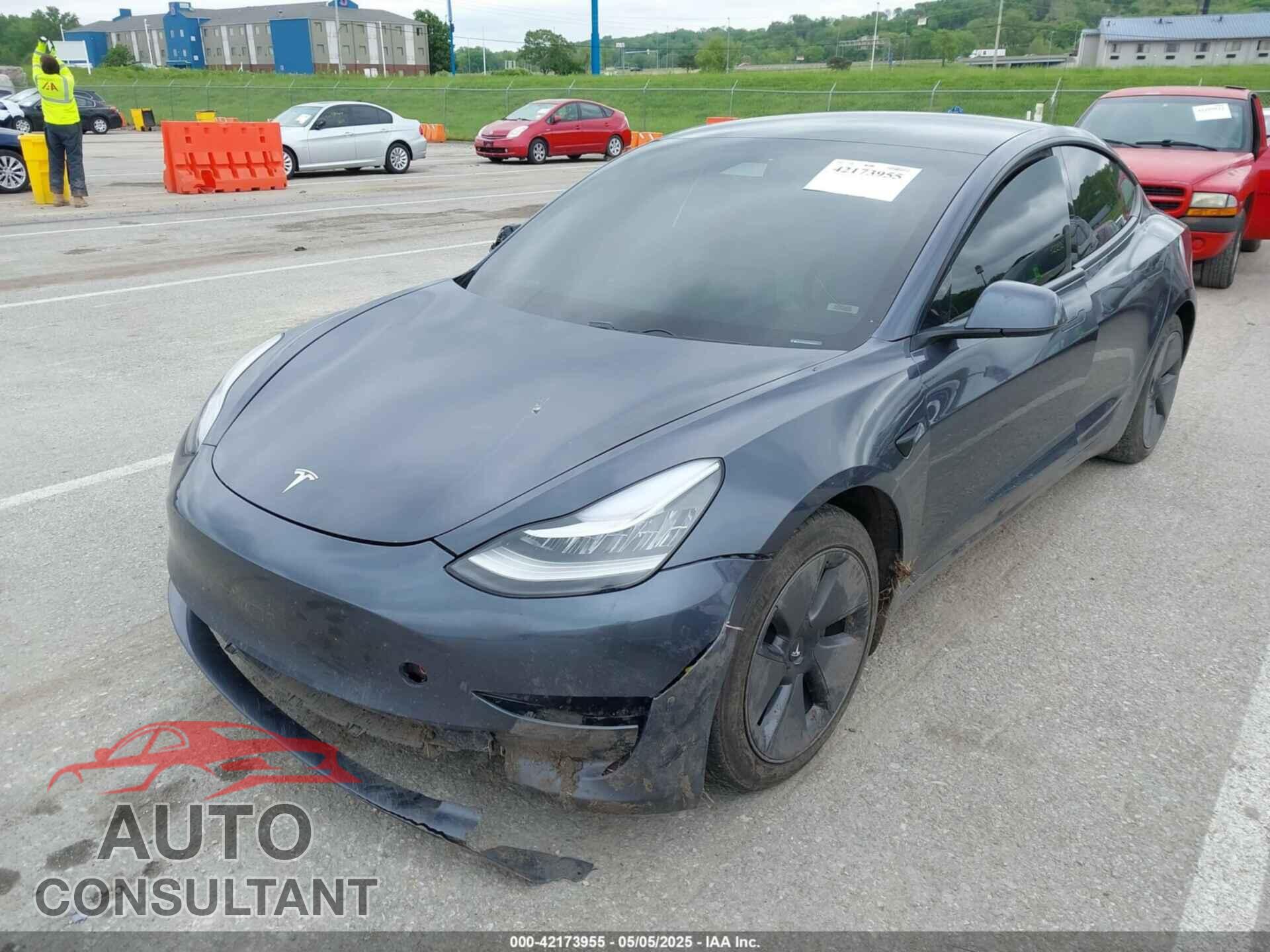 TESLA MODEL 3 2021 - 5YJ3E1EA2MF849124