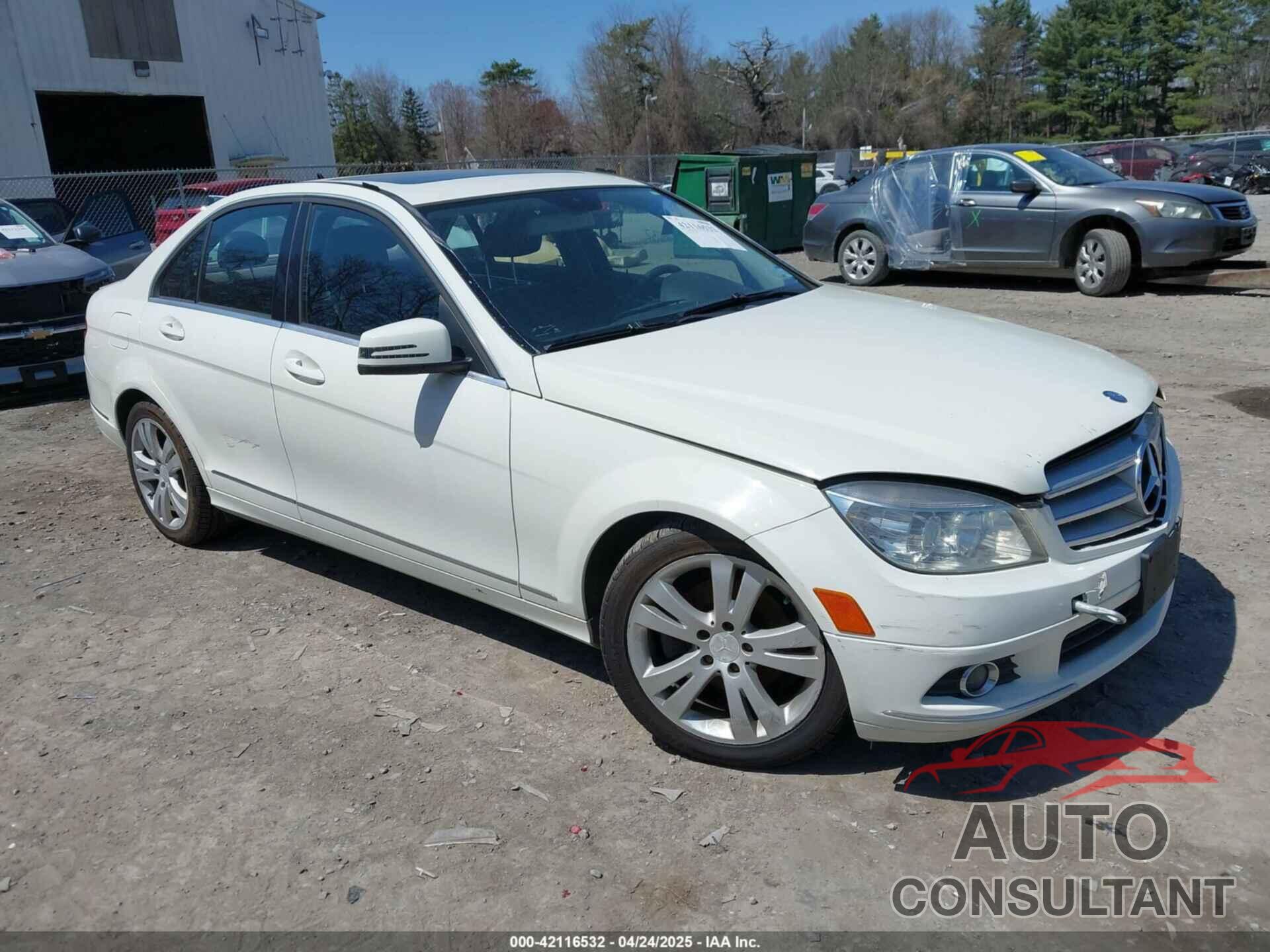 MERCEDES-BENZ C 300 2011 - WDDGF8BBXBR174317