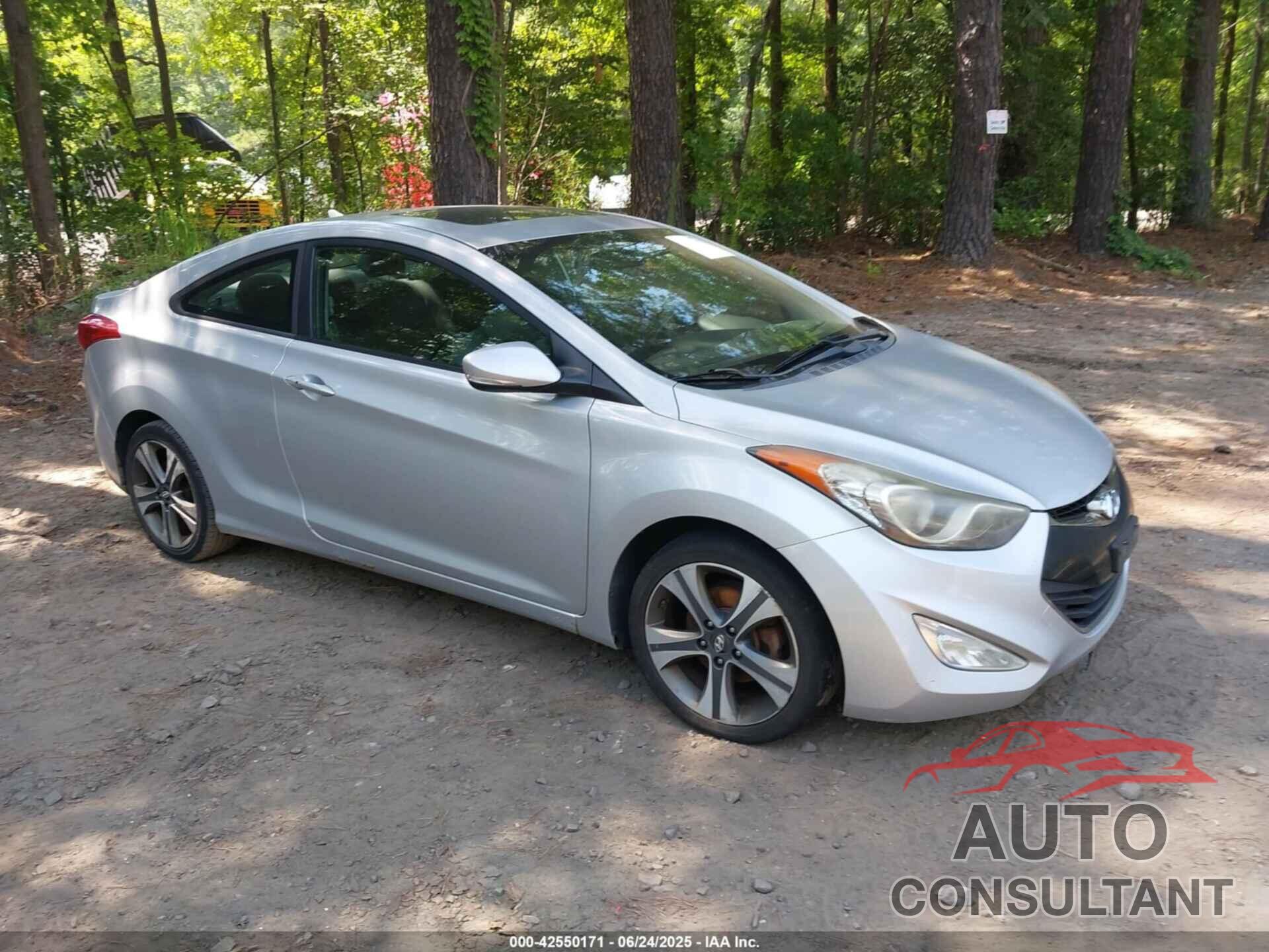 HYUNDAI ELANTRA 2013 - KMHDH6AE4DU005462