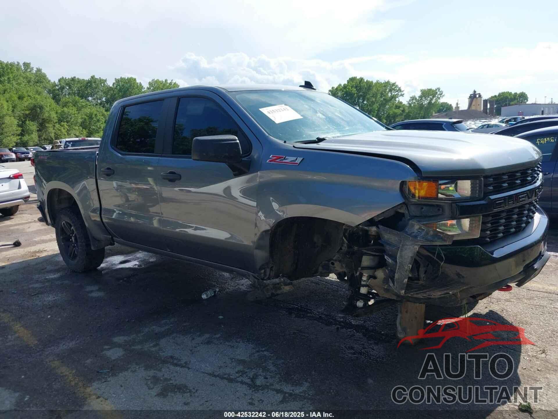 CHEVROLET SILVERADO 1500 2021 - 1GCPYCEFXMZ215375