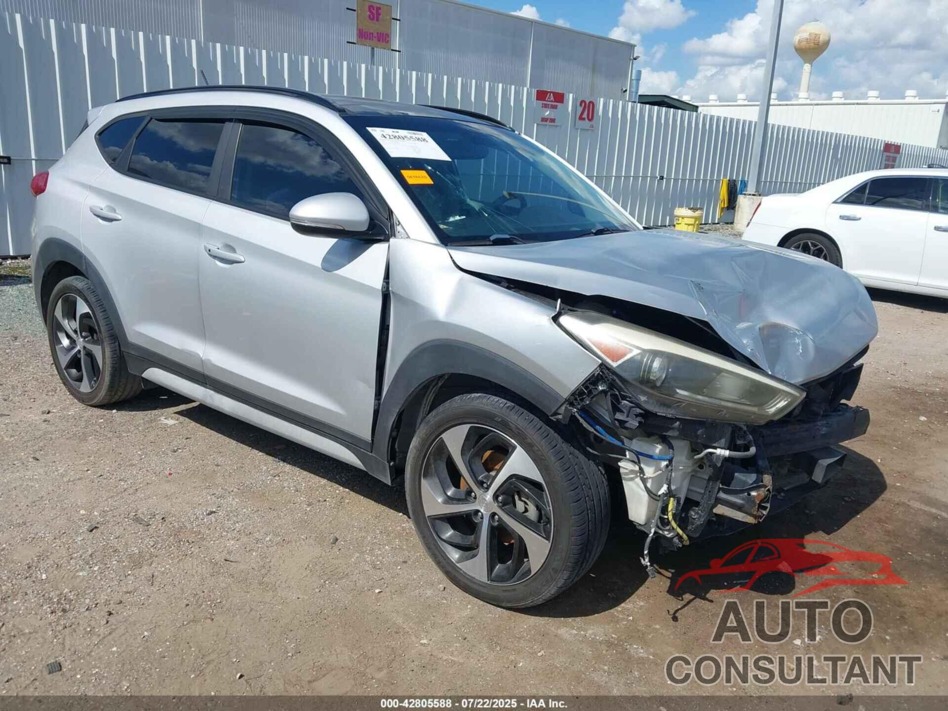 HYUNDAI TUCSON 2017 - KM8J33A28HU566808