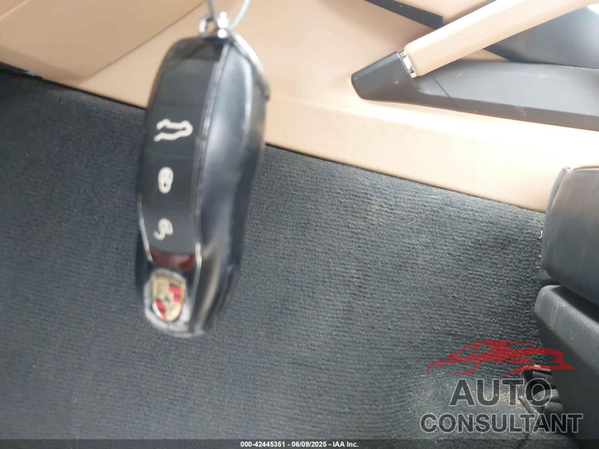 PORSCHE CAYENNE 2014 - WP1AA2A26ELA97738