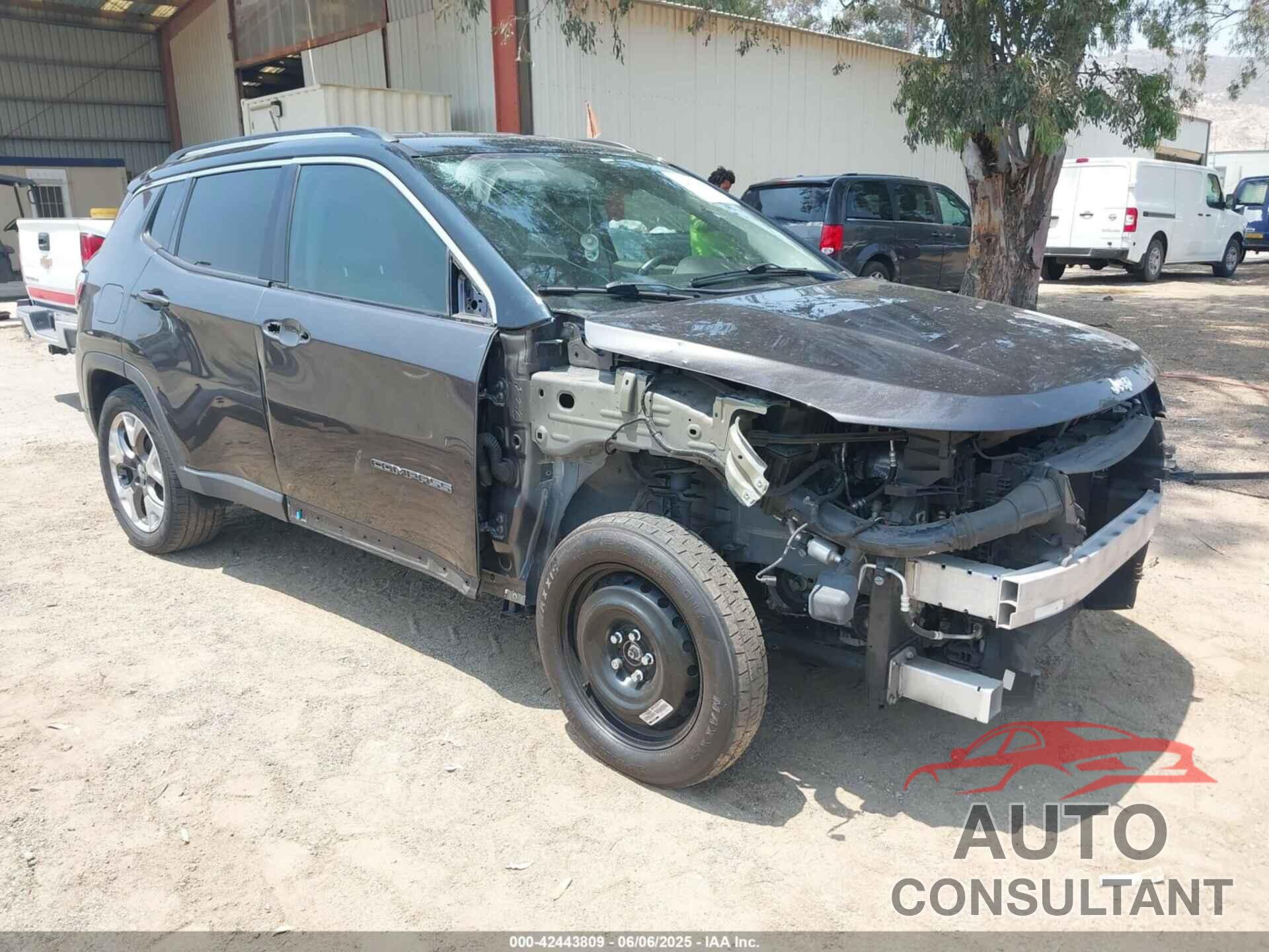 JEEP COMPASS 2018 - 3C4NJCCB5JT253420