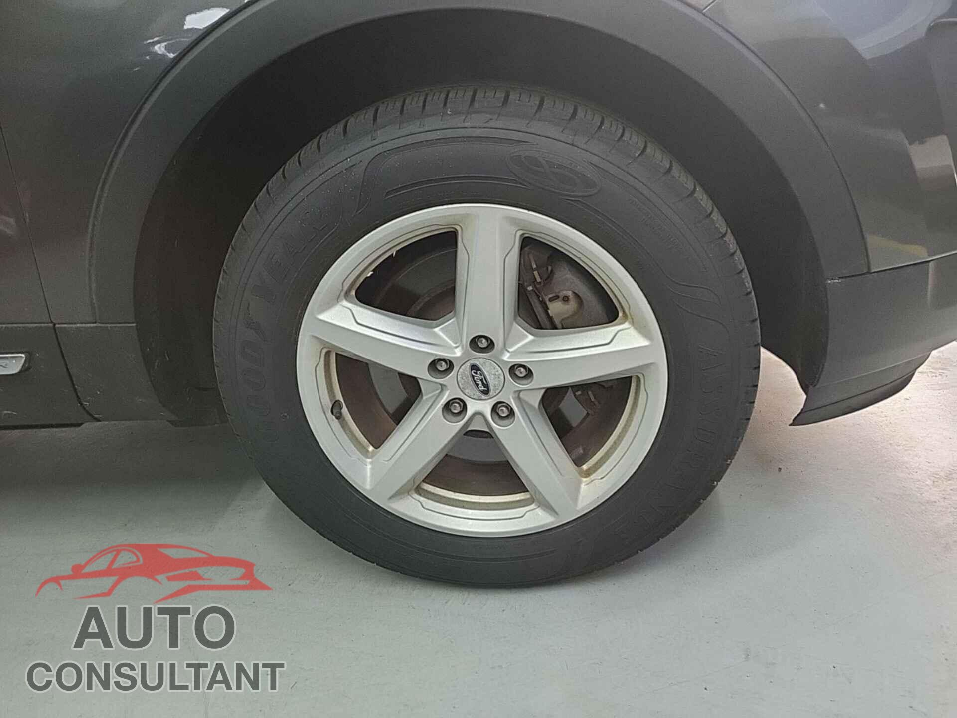 FORD EXPLORER 2017 - 1FM5K8D89HGD08040