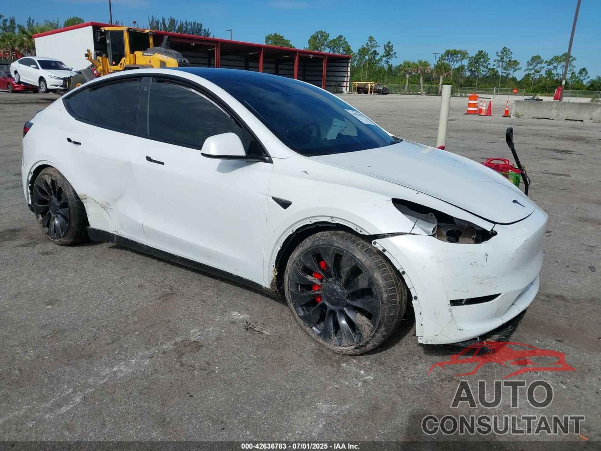 TESLA MODEL Y 2023 - 7SAYGDEF2PF708669