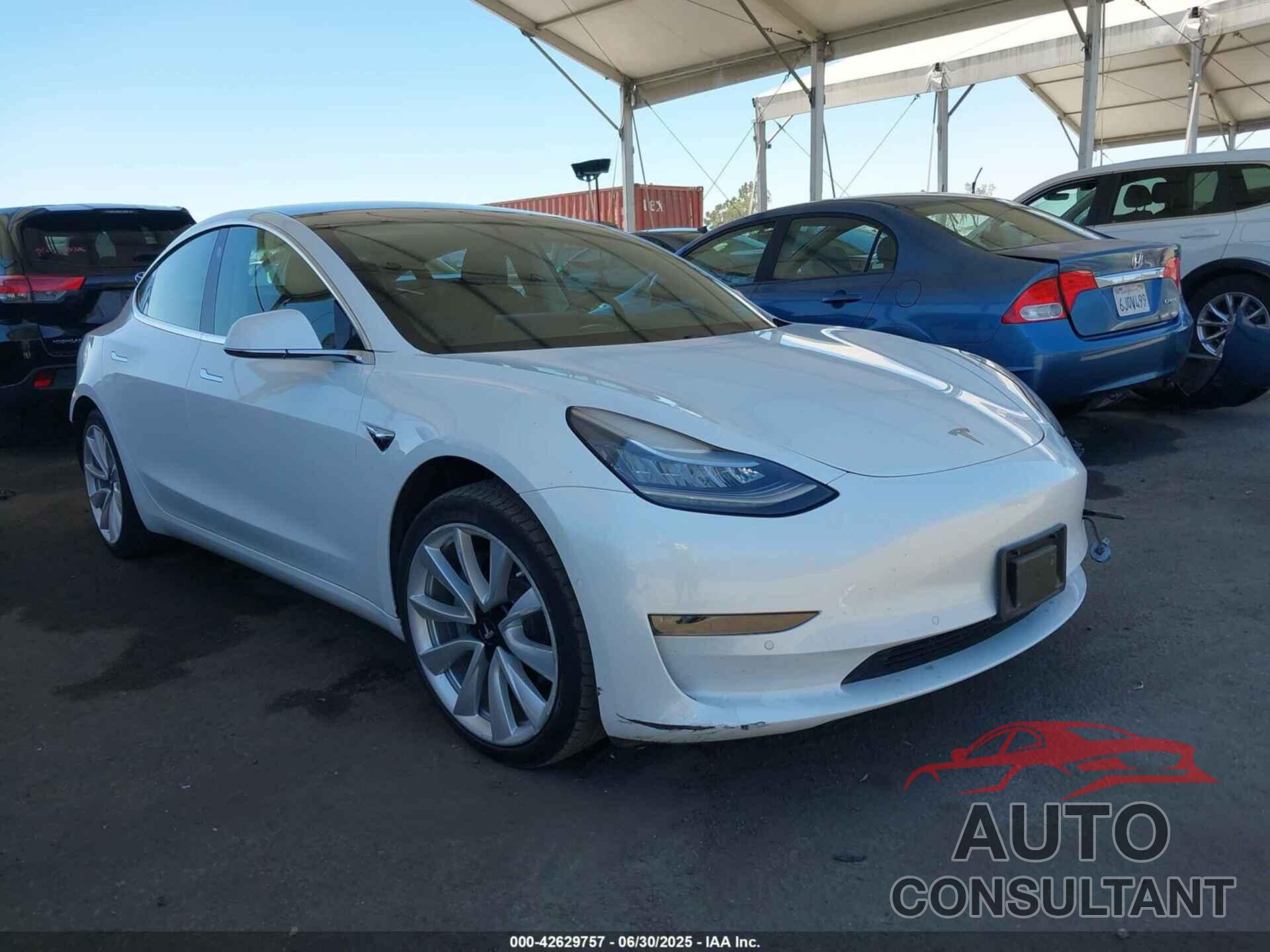 TESLA MODEL 3 2018 - 5YJ3E1EB9JF085339
