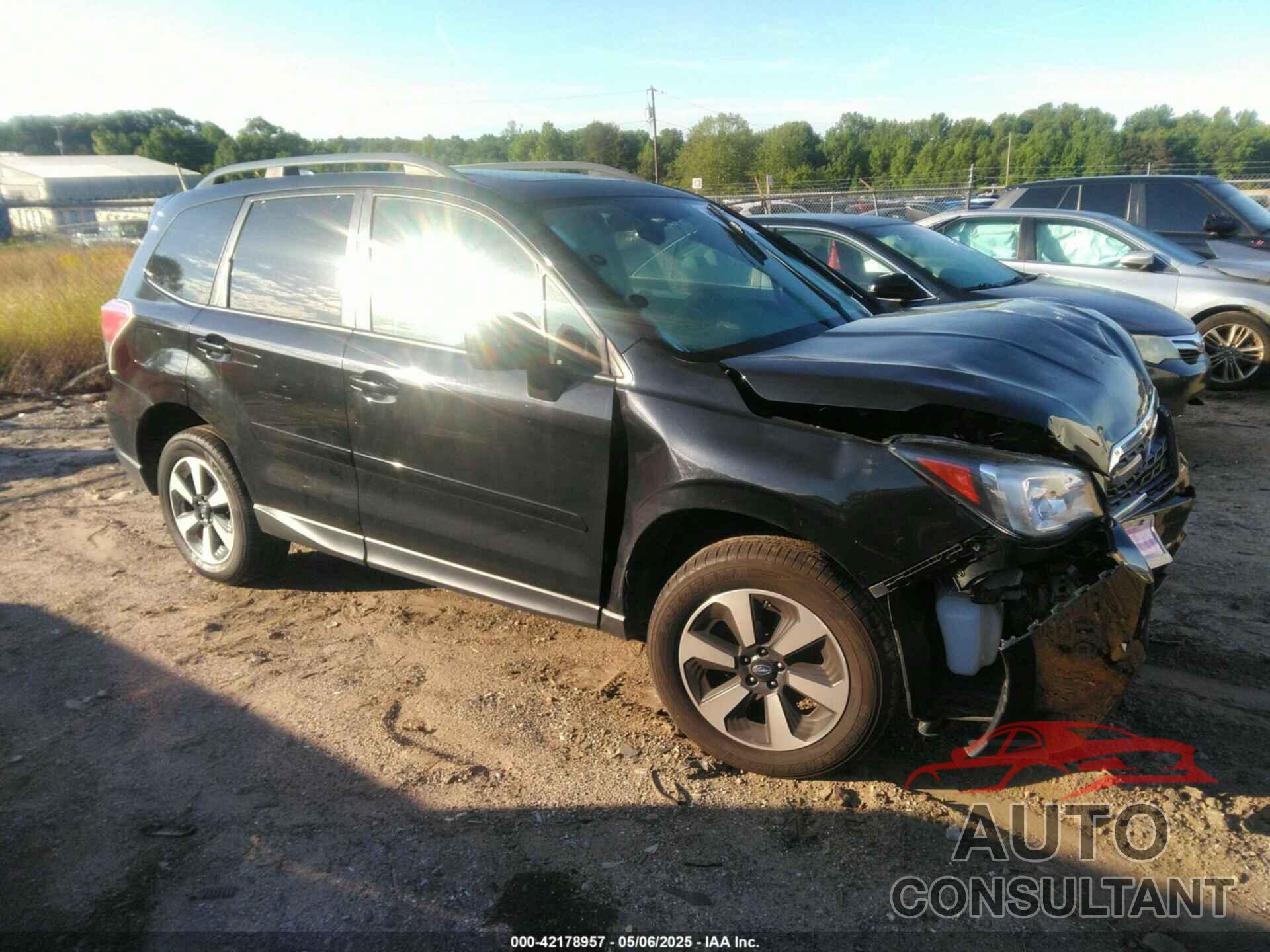 SUBARU FORESTER 2017 - JF2SJAECXHH503953