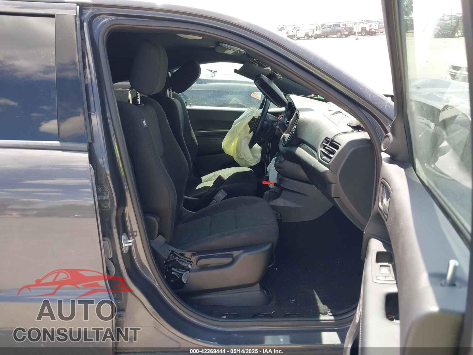 DODGE DURANGO 2023 - 1C4SDJFT7PC676233