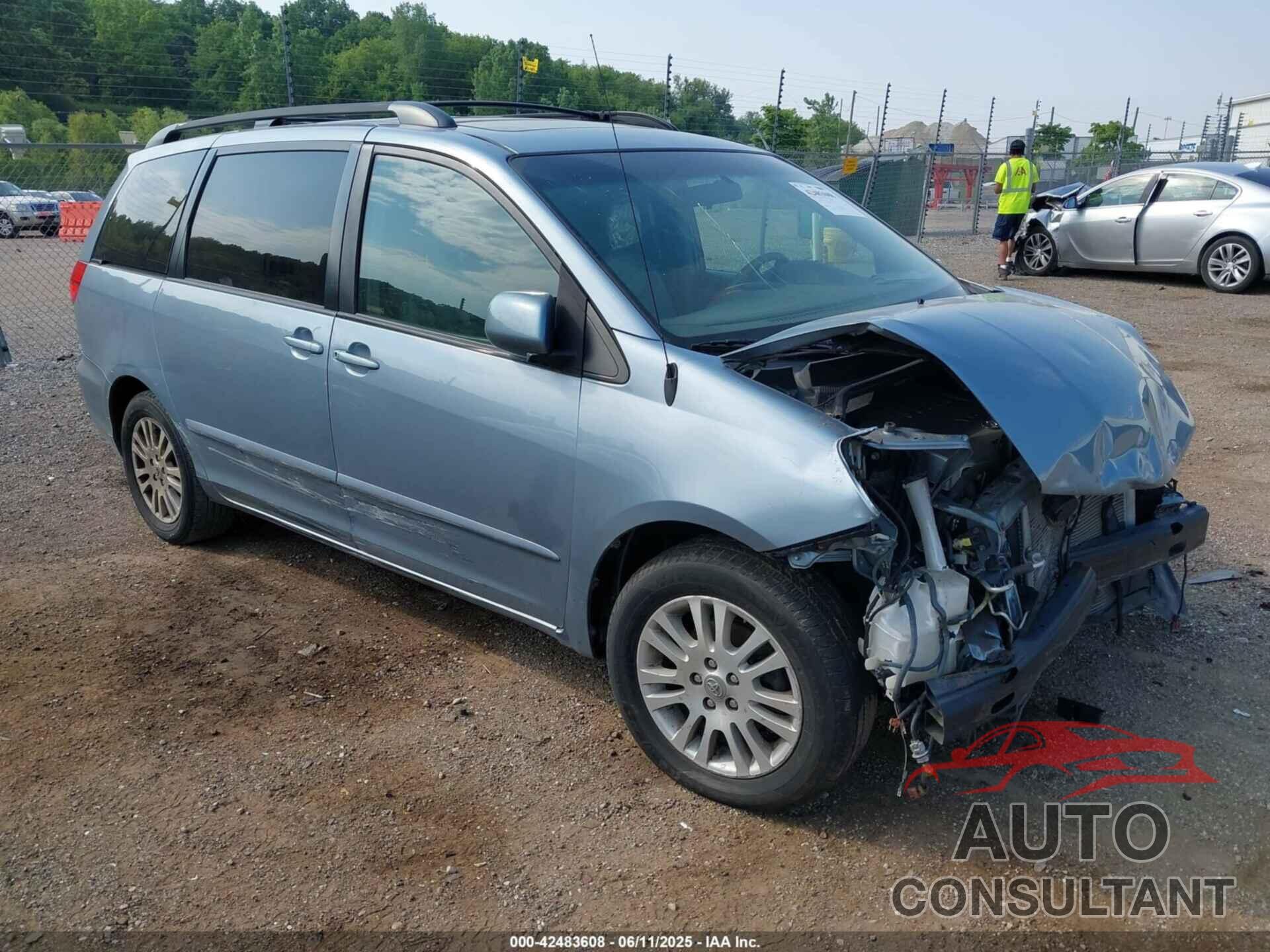 TOYOTA SIENNA 2010 - 5TDYK4CC8AS290397