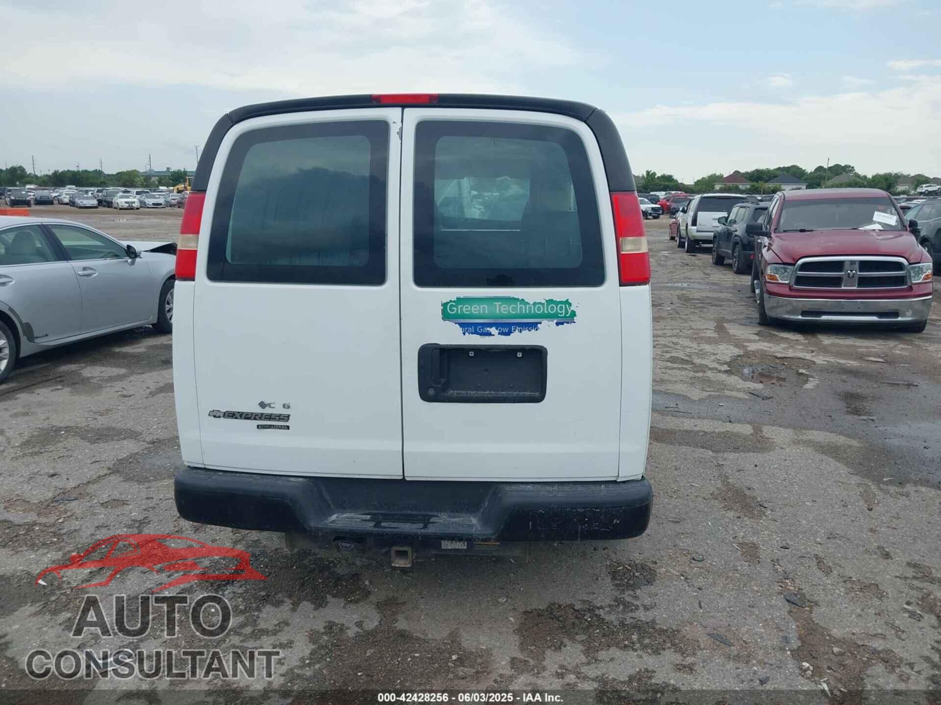 CHEVROLET EXPRESS 2500 2012 - 1GCWGFCB3C1121576