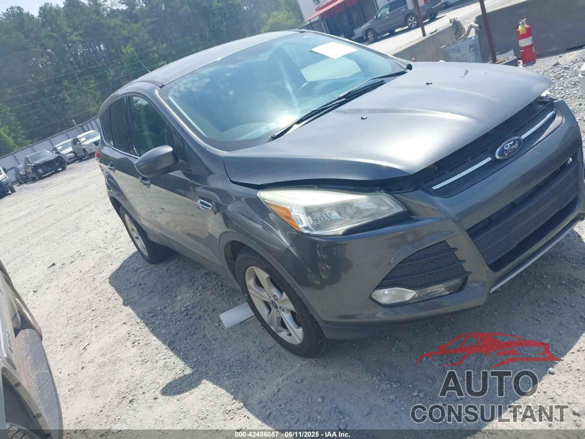 FORD ESCAPE 2015 - 1FMCU0G75FUA21945