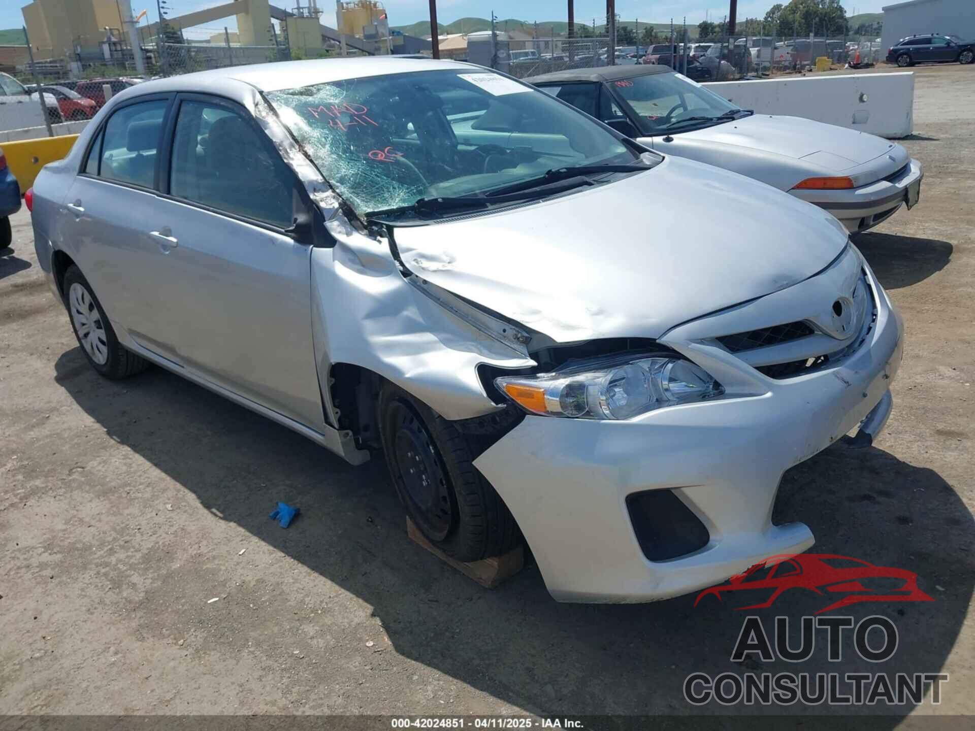 TOYOTA COROLLA 2011 - 2T1BU4EE1BC572731