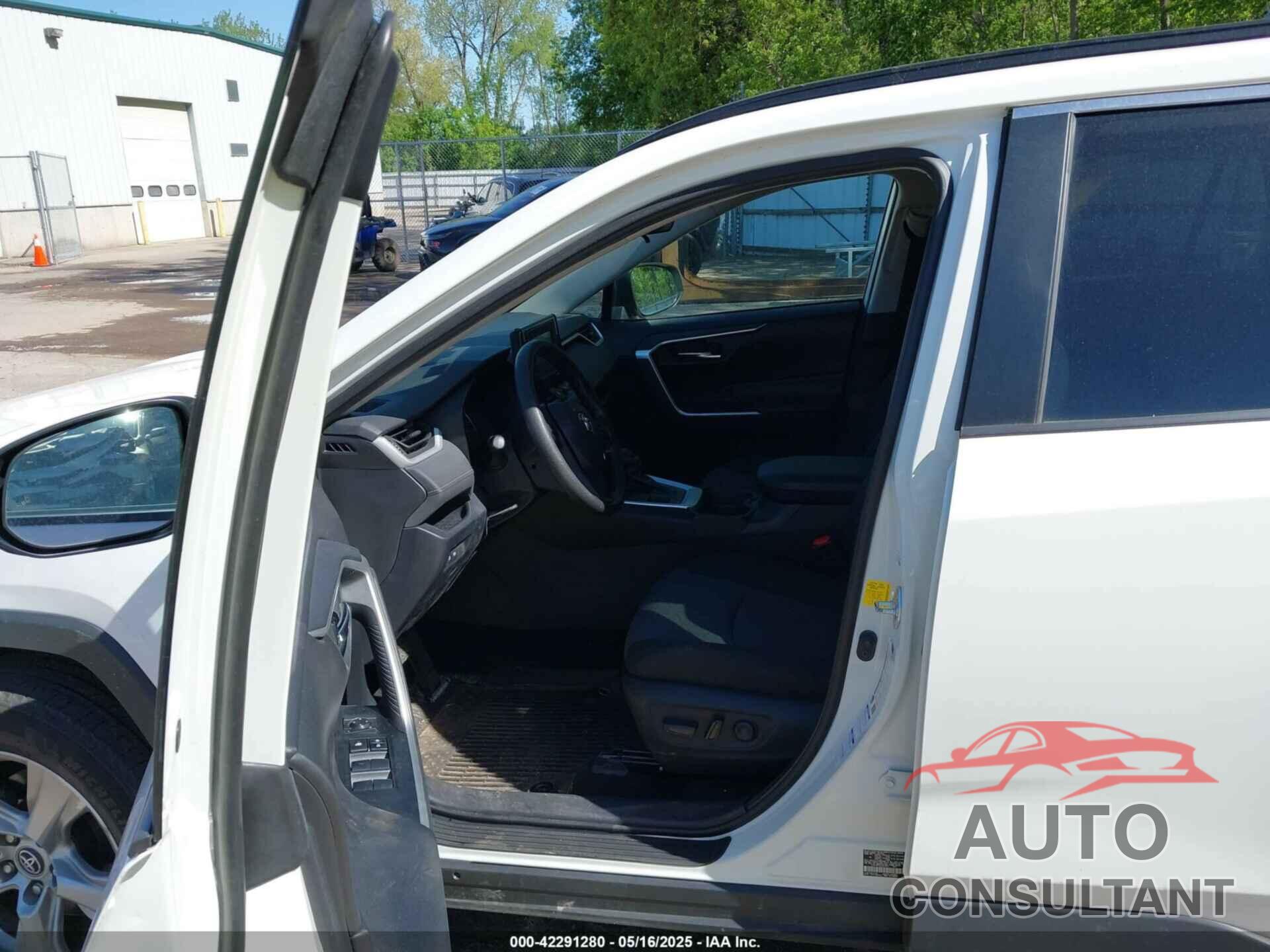 TOYOTA RAV4 2020 - 2T3P1RFV2LC071673