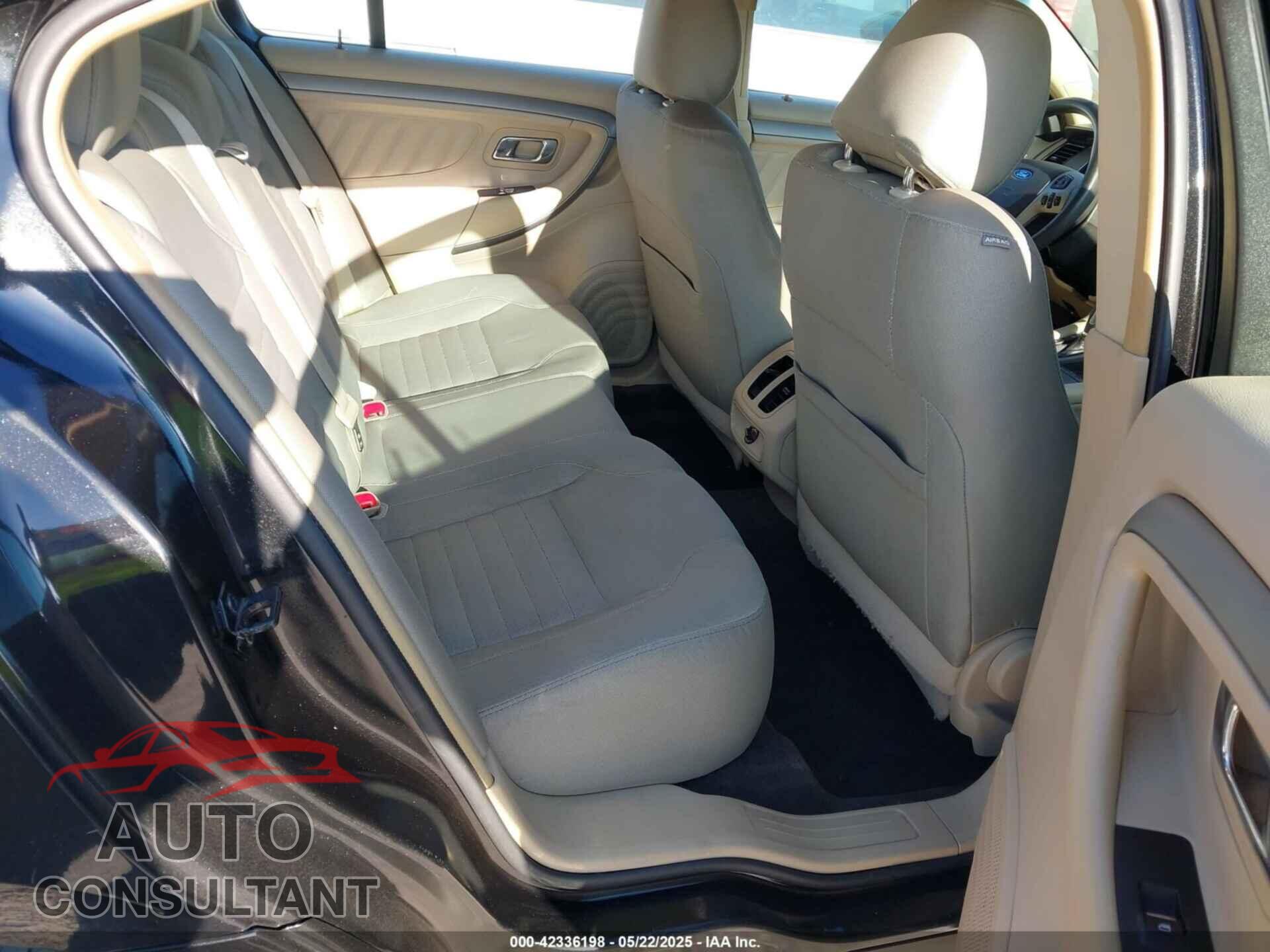 FORD TAURUS 2013 - 1FAHP2D88DG215557